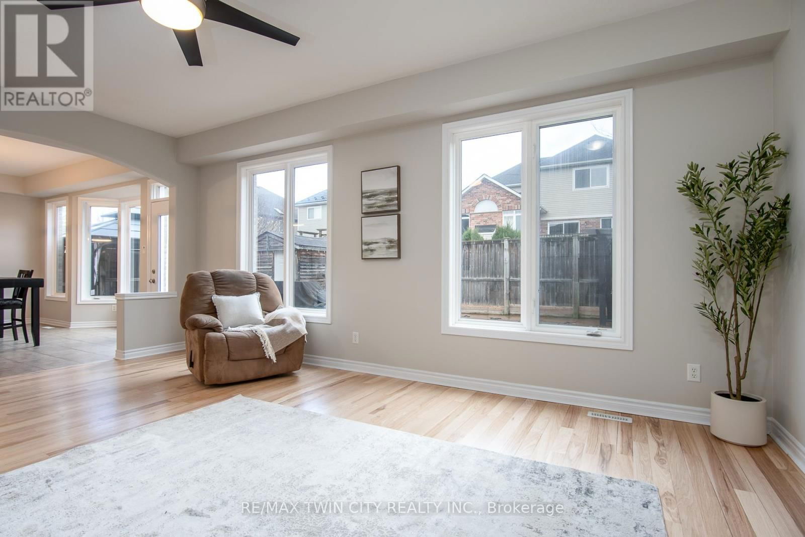 508 TOPPER WOODS CRESCENT Image 21