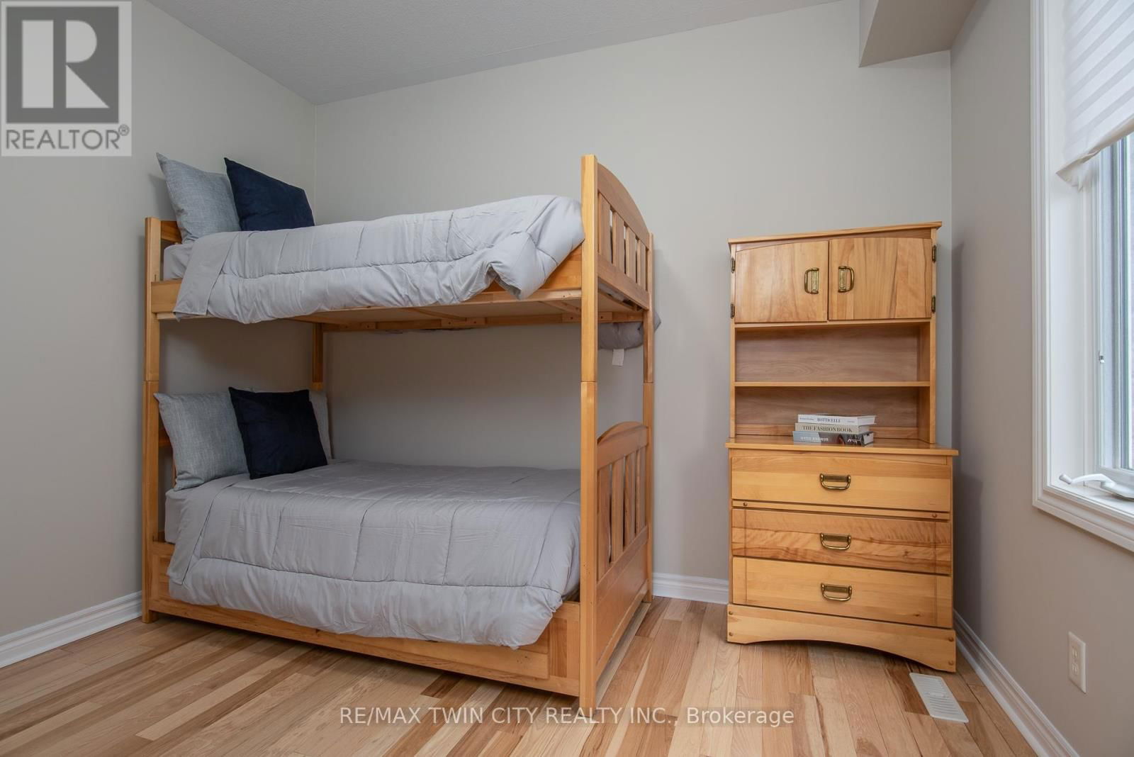 508 TOPPER WOODS CRESCENT Image 33