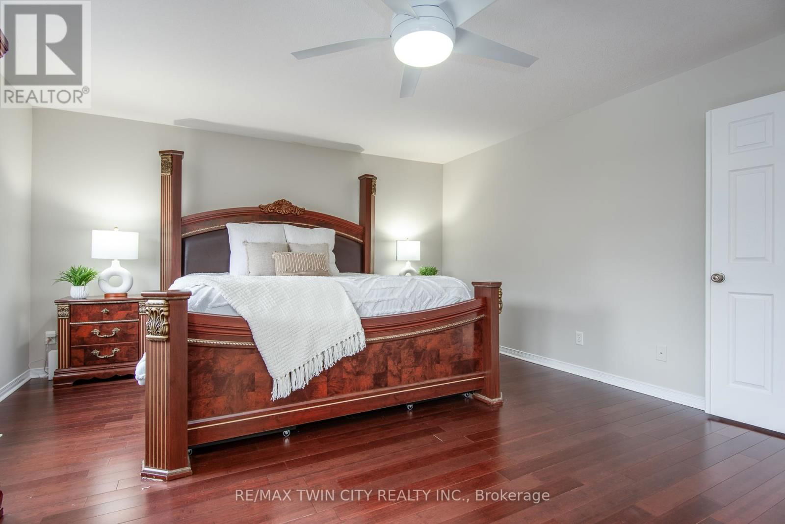 508 TOPPER WOODS CRESCENT Image 36