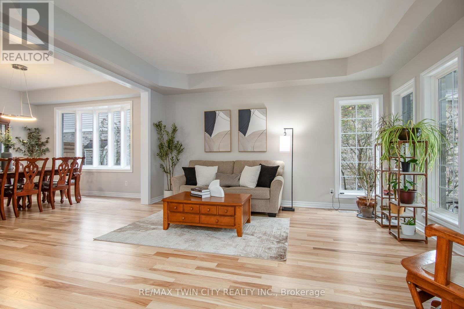 508 TOPPER WOODS CRESCENT Image 4