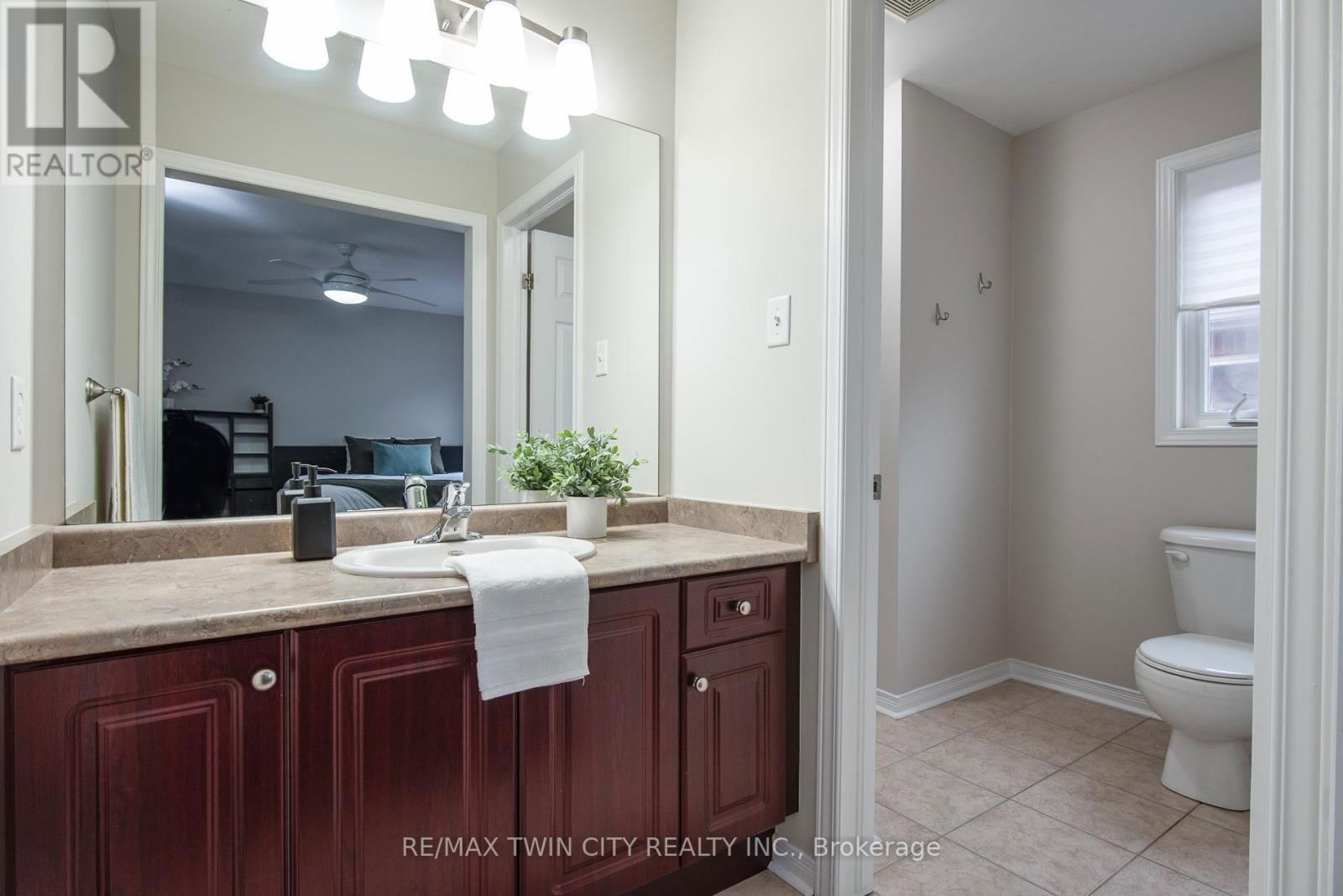 508 TOPPER WOODS CRESCENT Image 43
