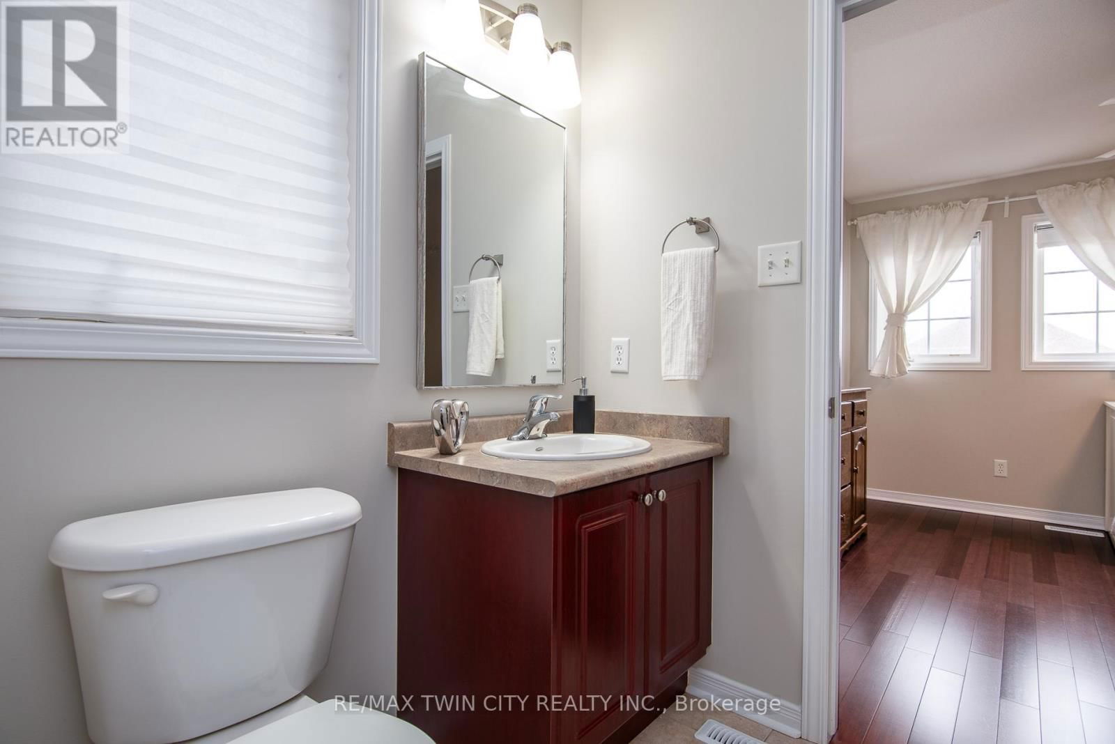 508 TOPPER WOODS CRESCENT Image 45