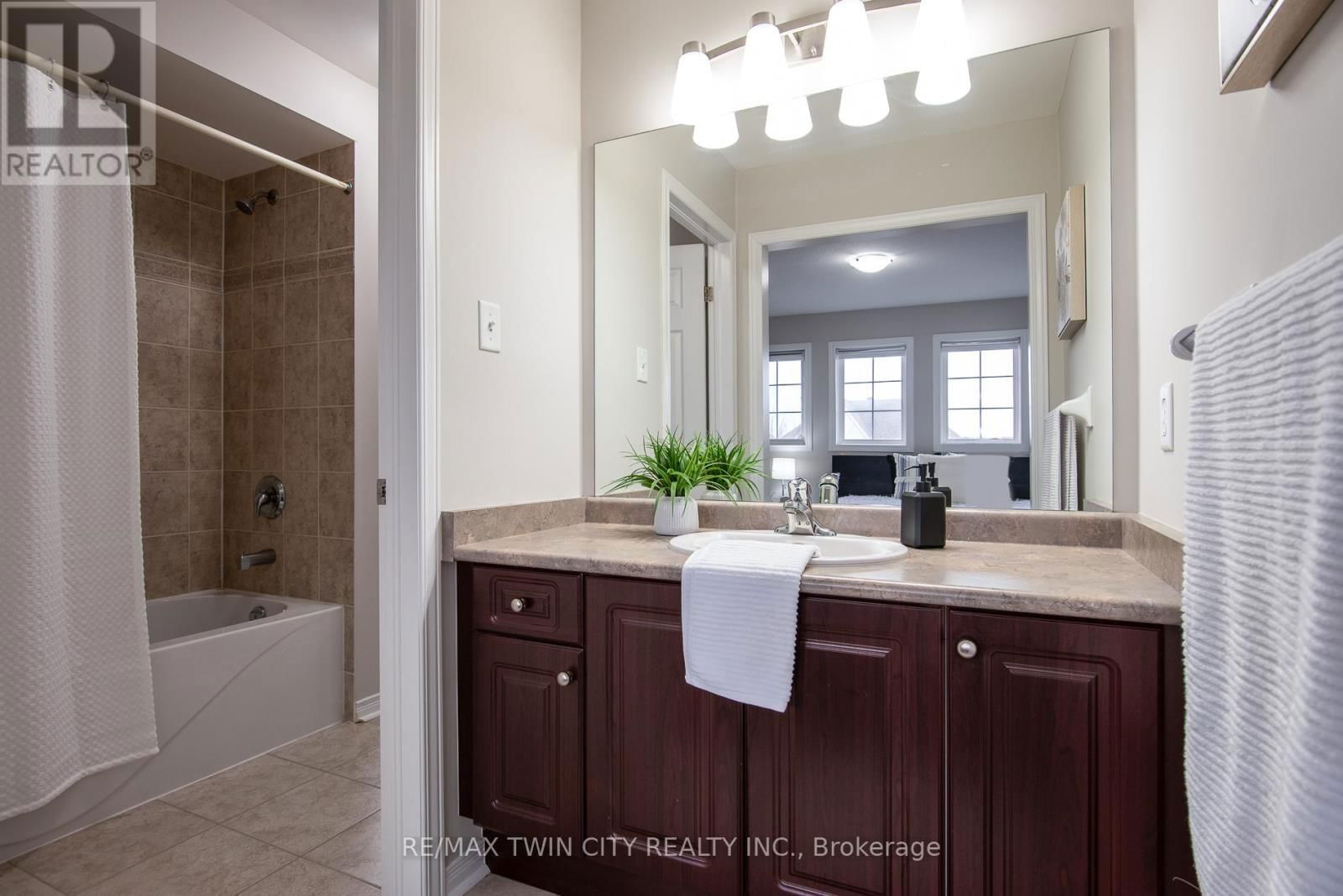 508 TOPPER WOODS CRESCENT Image 49