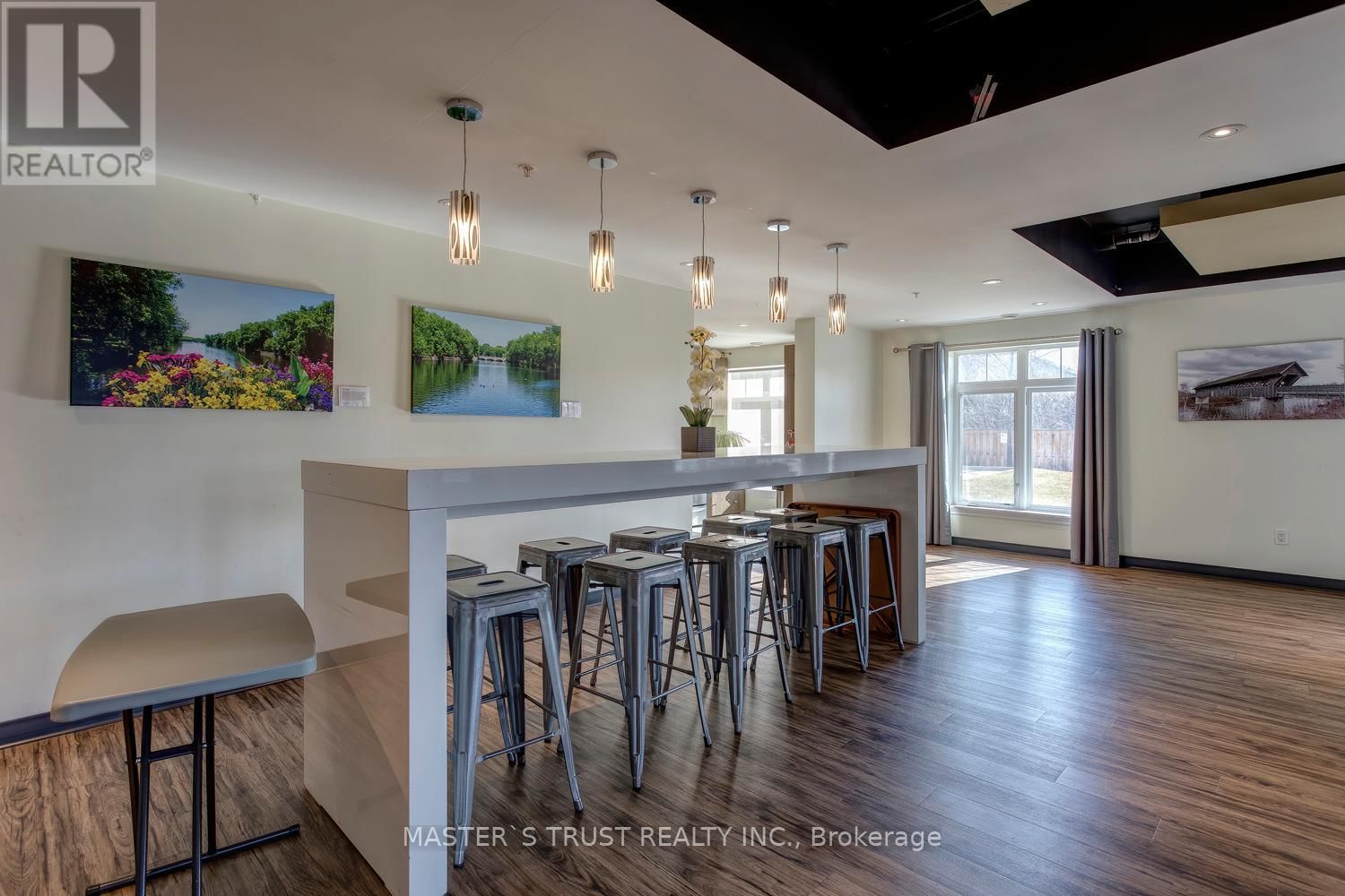 319 - 106 BARD BOULEVARD Image 33