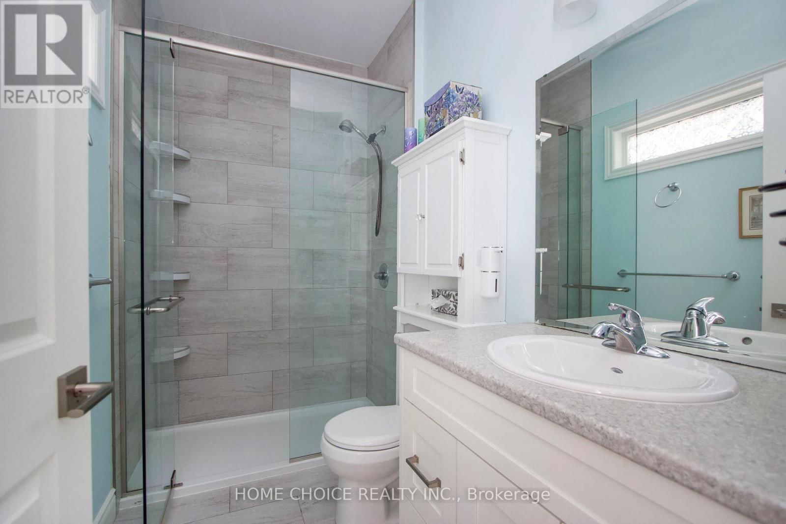 67 ROYAL GALA DRIVE Image 18