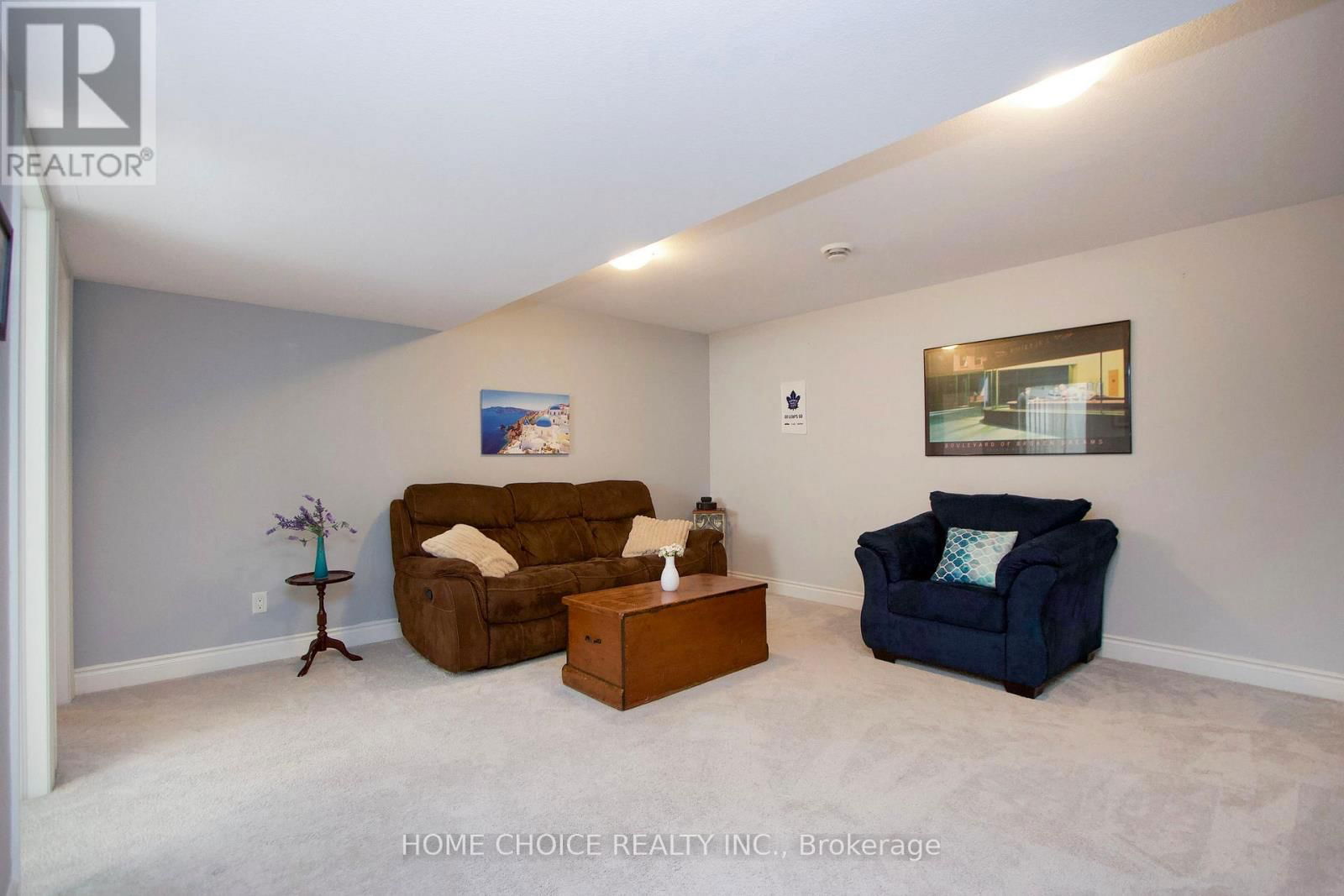 67 ROYAL GALA DRIVE Image 23