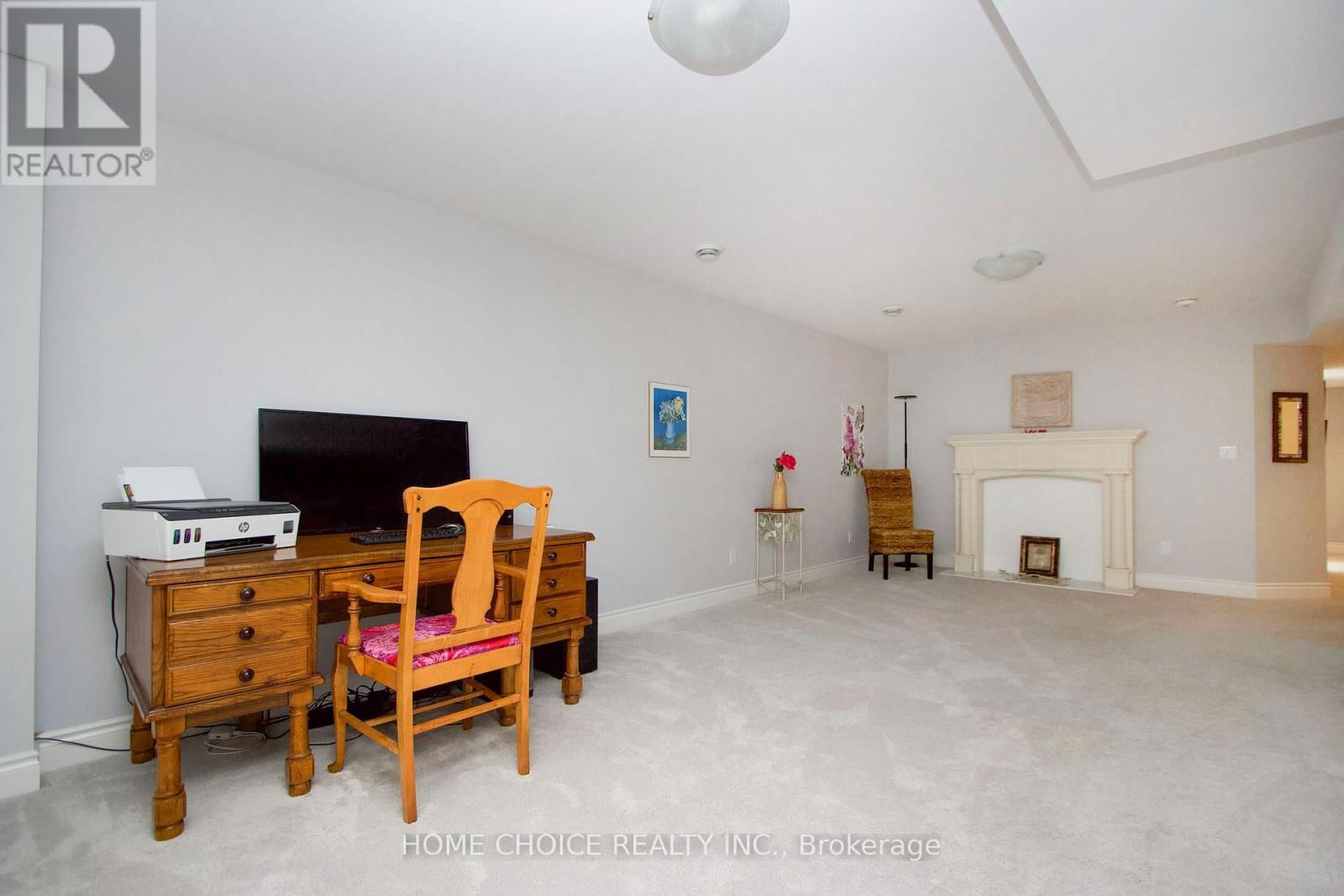67 ROYAL GALA DRIVE Image 25