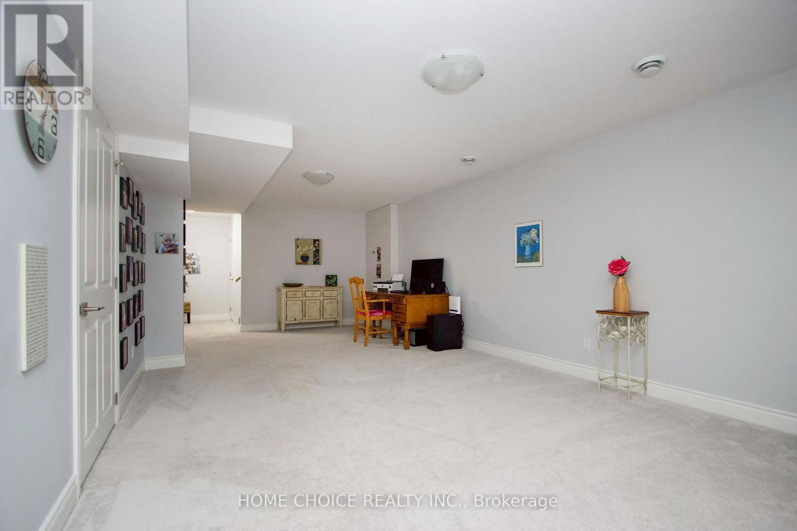 67 ROYAL GALA DRIVE Image 26