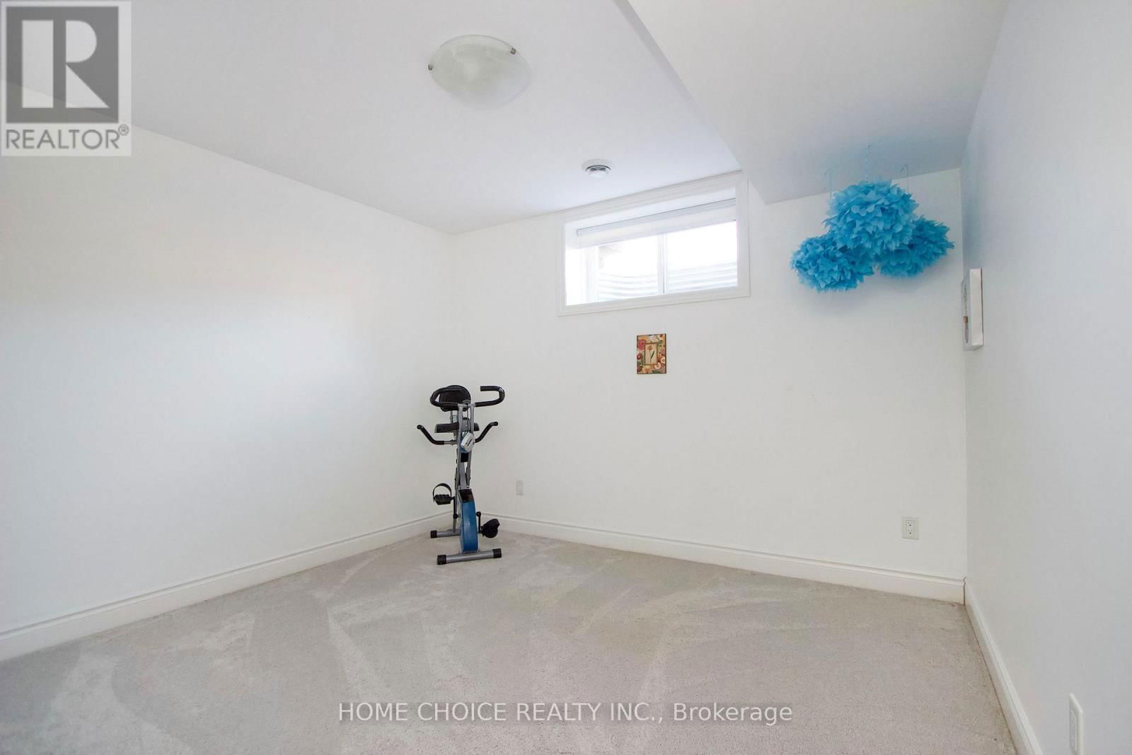 67 ROYAL GALA DRIVE Image 27