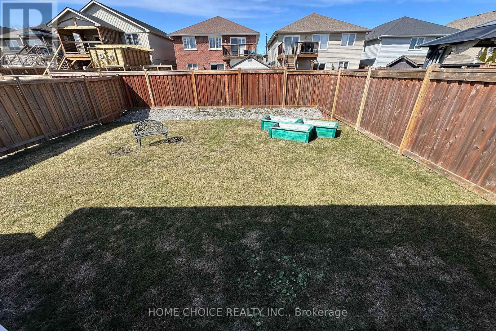 67 ROYAL GALA DRIVE Image 33