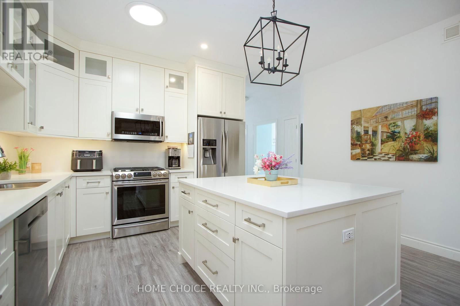 67 ROYAL GALA DRIVE Image 5