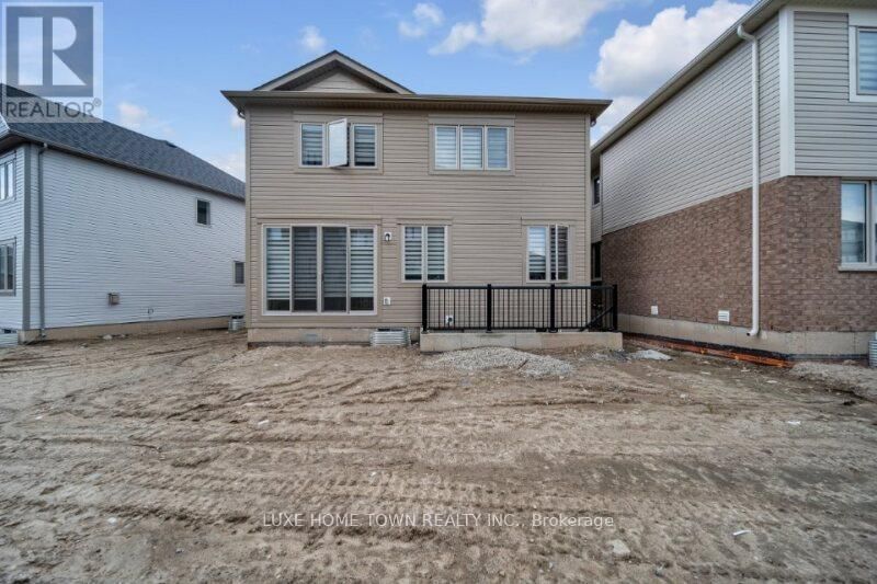123 POVEY ROAD Image 13