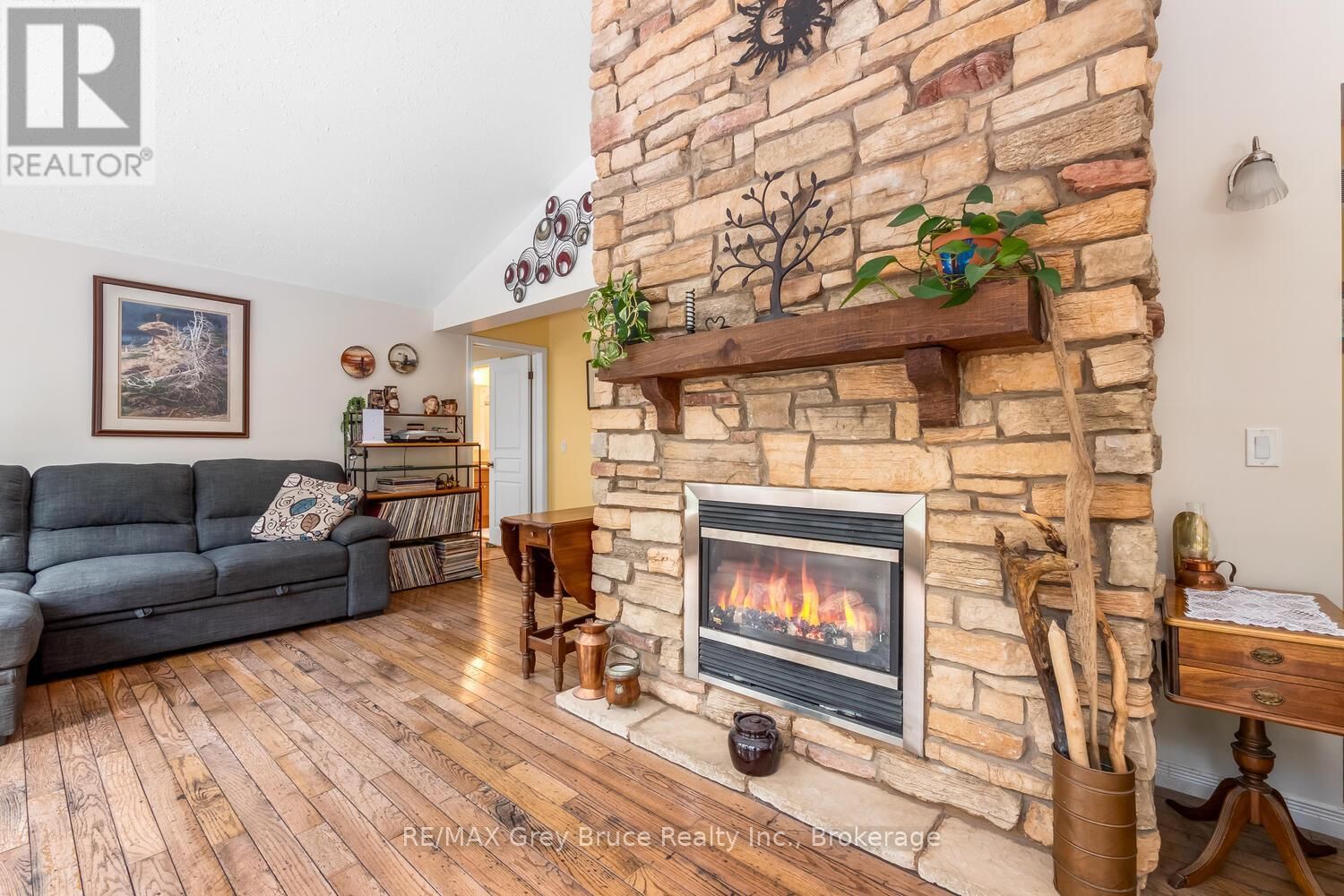 103 LAKEWOOD COUNTRY LANE Image 6