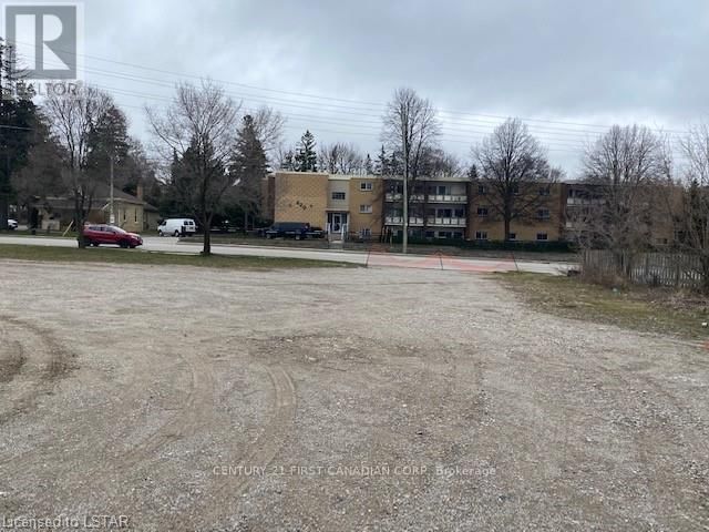 219 COMMISSIONERS ROAD WEST Image 4