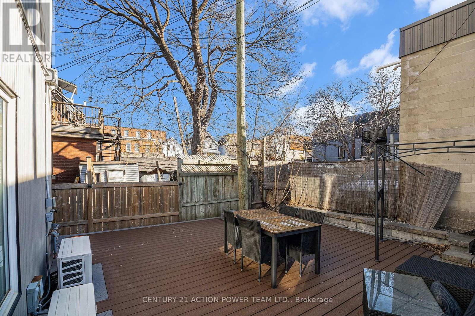 453 BOOTH STREET Image 35