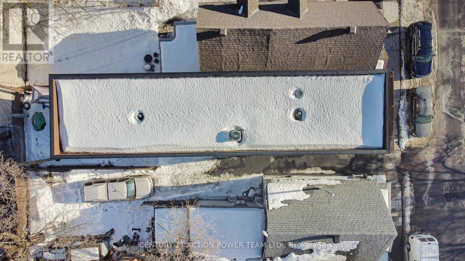 453 BOOTH STREET Image 37