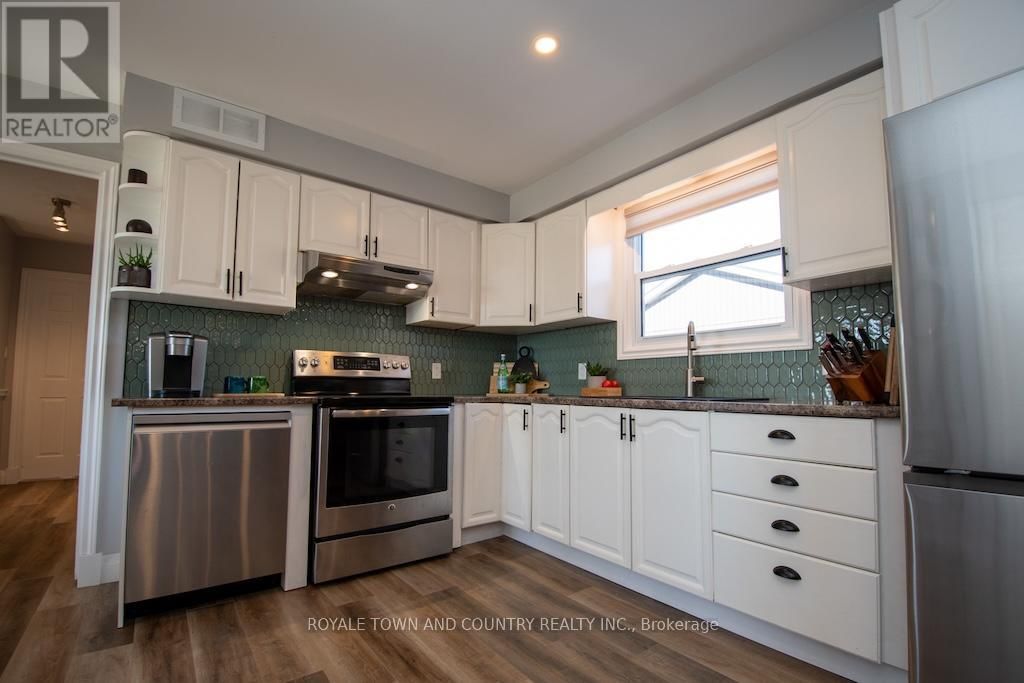 19 TRACEY'S HILL ROAD Image 12