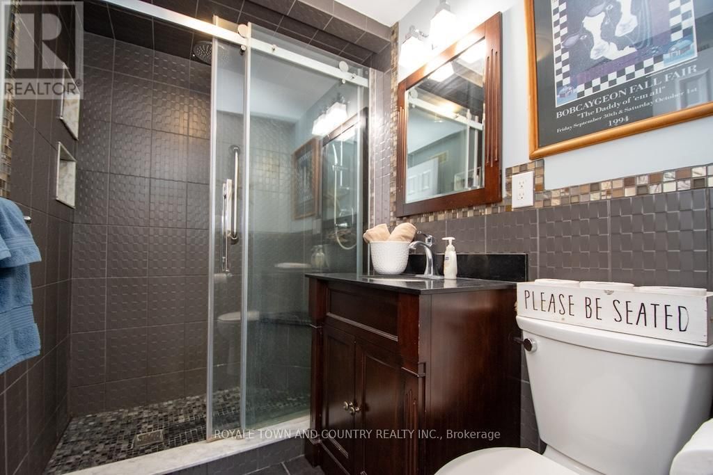 19 TRACEY'S HILL ROAD Image 32