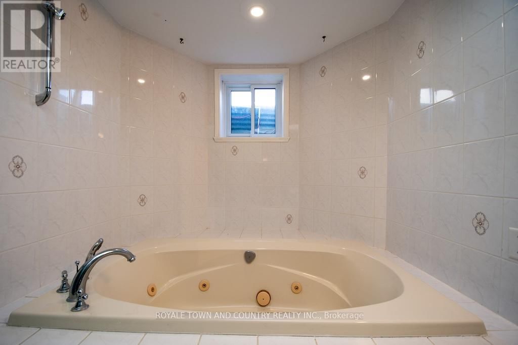 19 TRACEY'S HILL ROAD Image 36