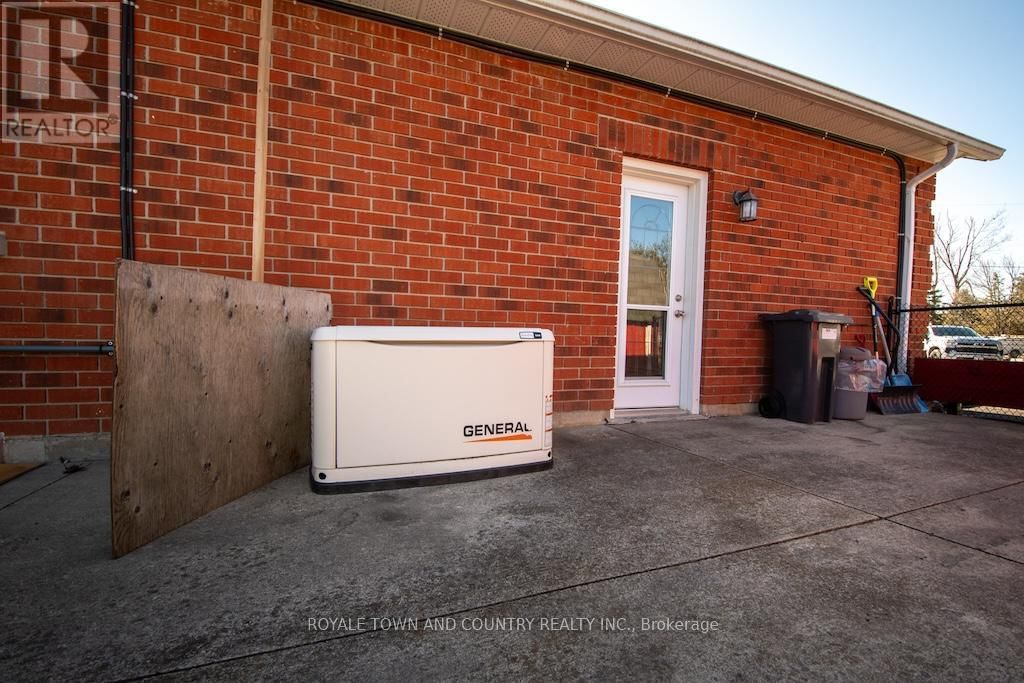 19 TRACEY'S HILL ROAD Image 38