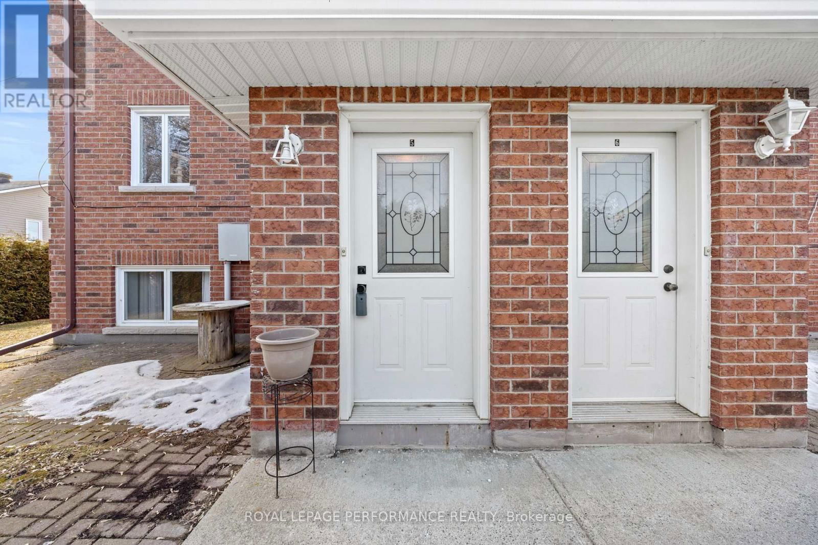 5 - 171 MABEL STREET Image 2