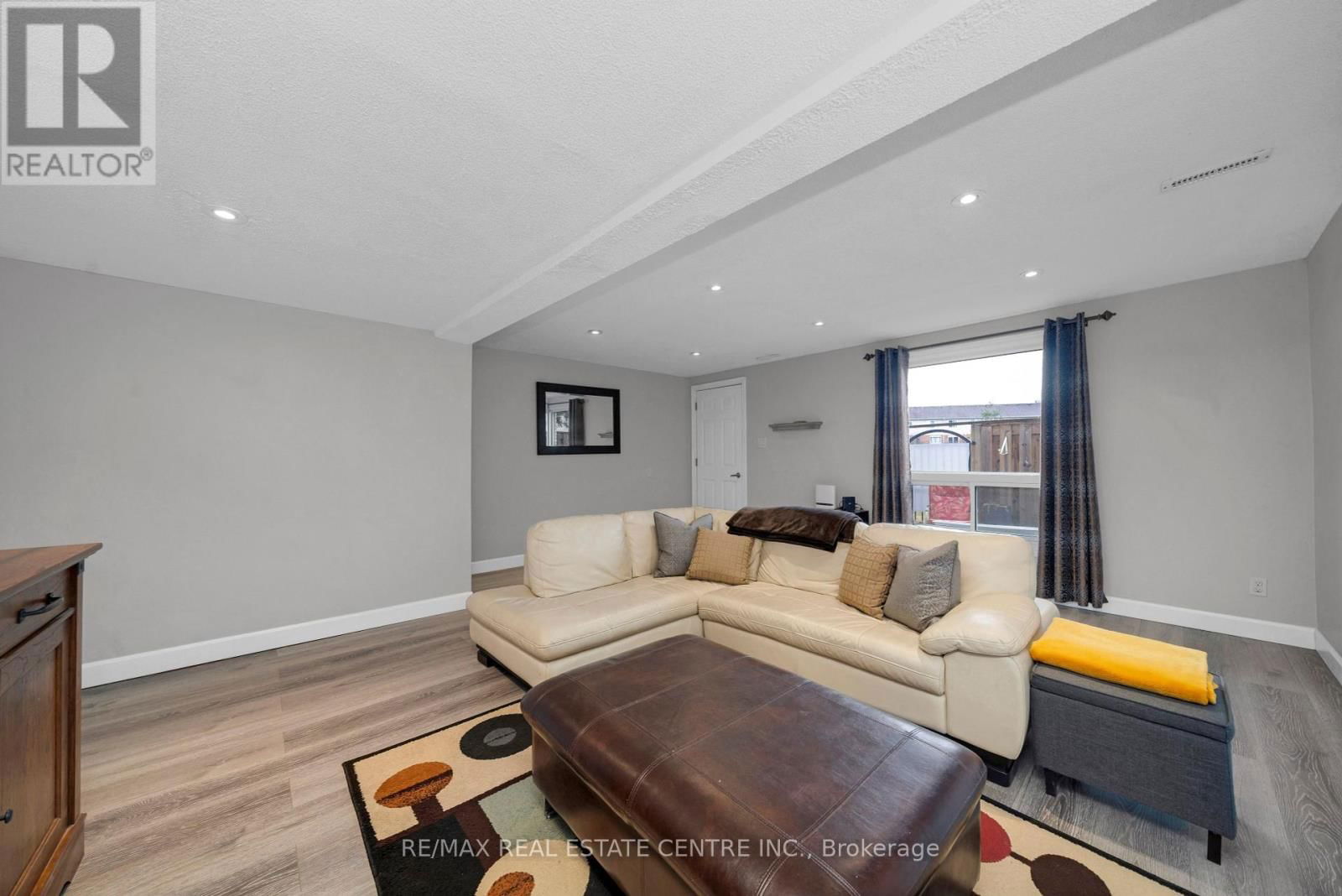 7 - 700 PAISLEY ROAD Image 10