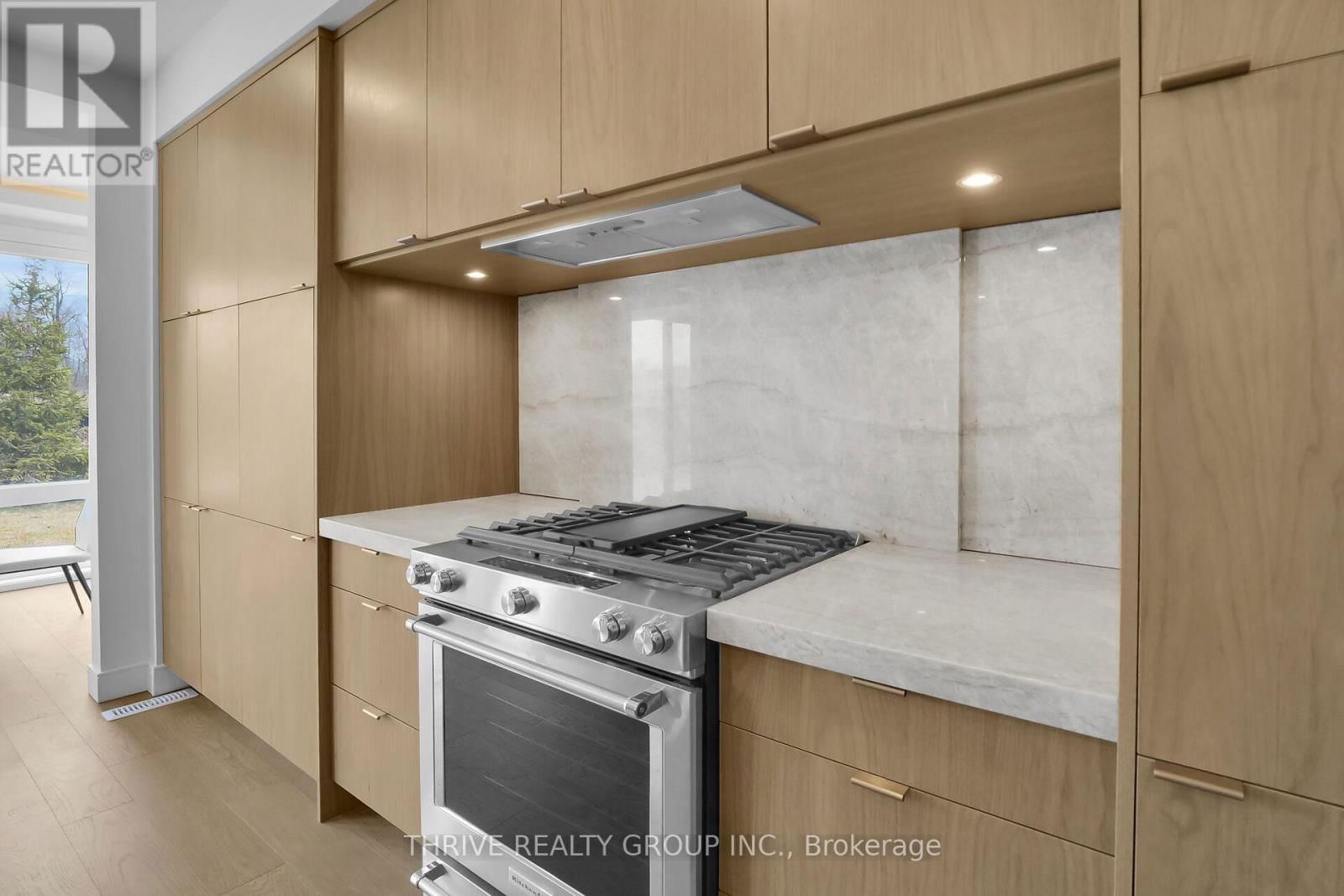 3948 CAMPBELL STREET NORTH Image 12