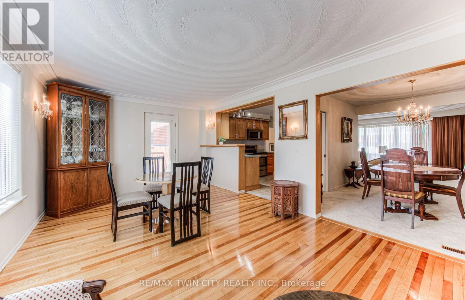 84 RIDGEVIEW CRESCENT Image 12
