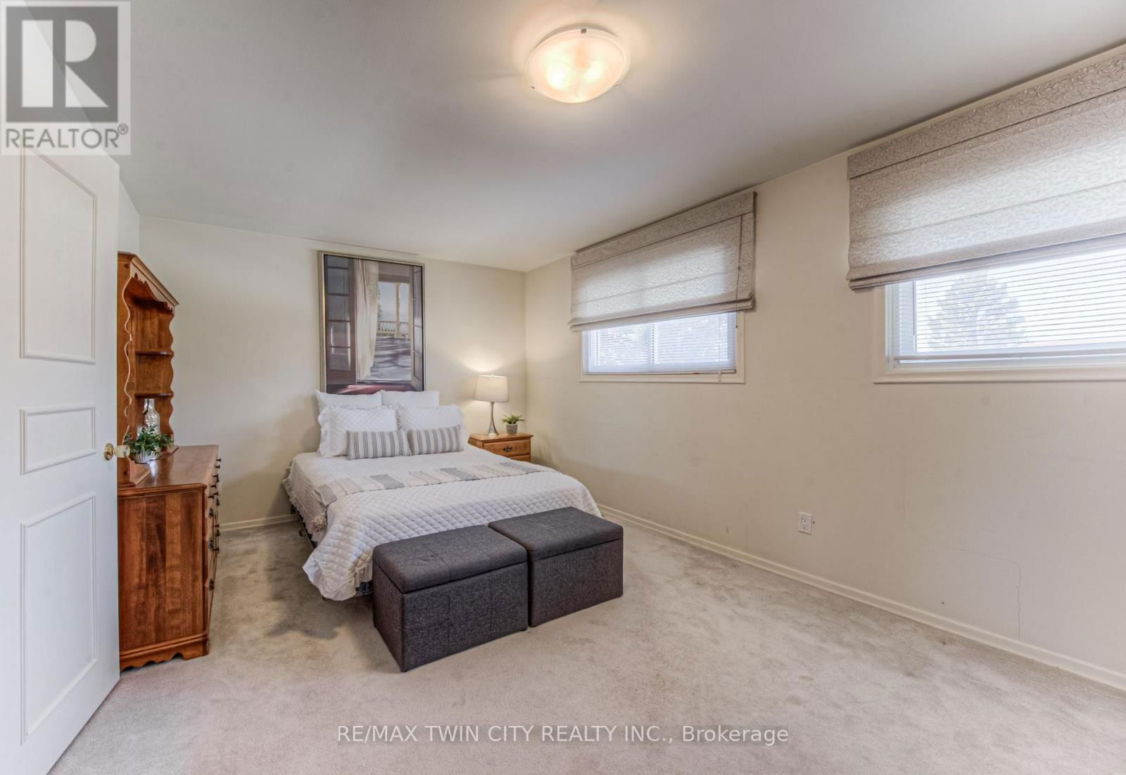 84 RIDGEVIEW CRESCENT Image 30