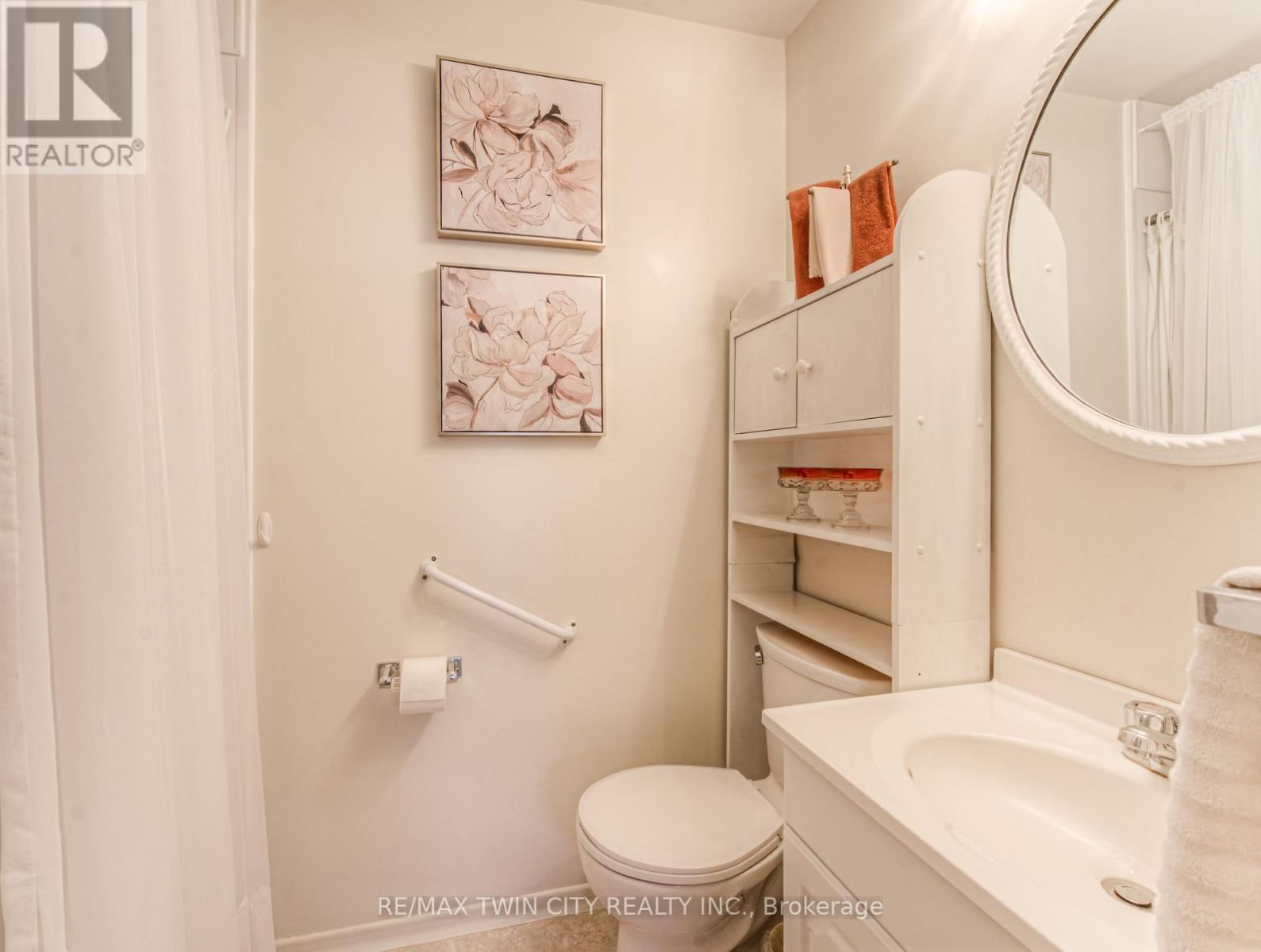 84 RIDGEVIEW CRESCENT Image 31