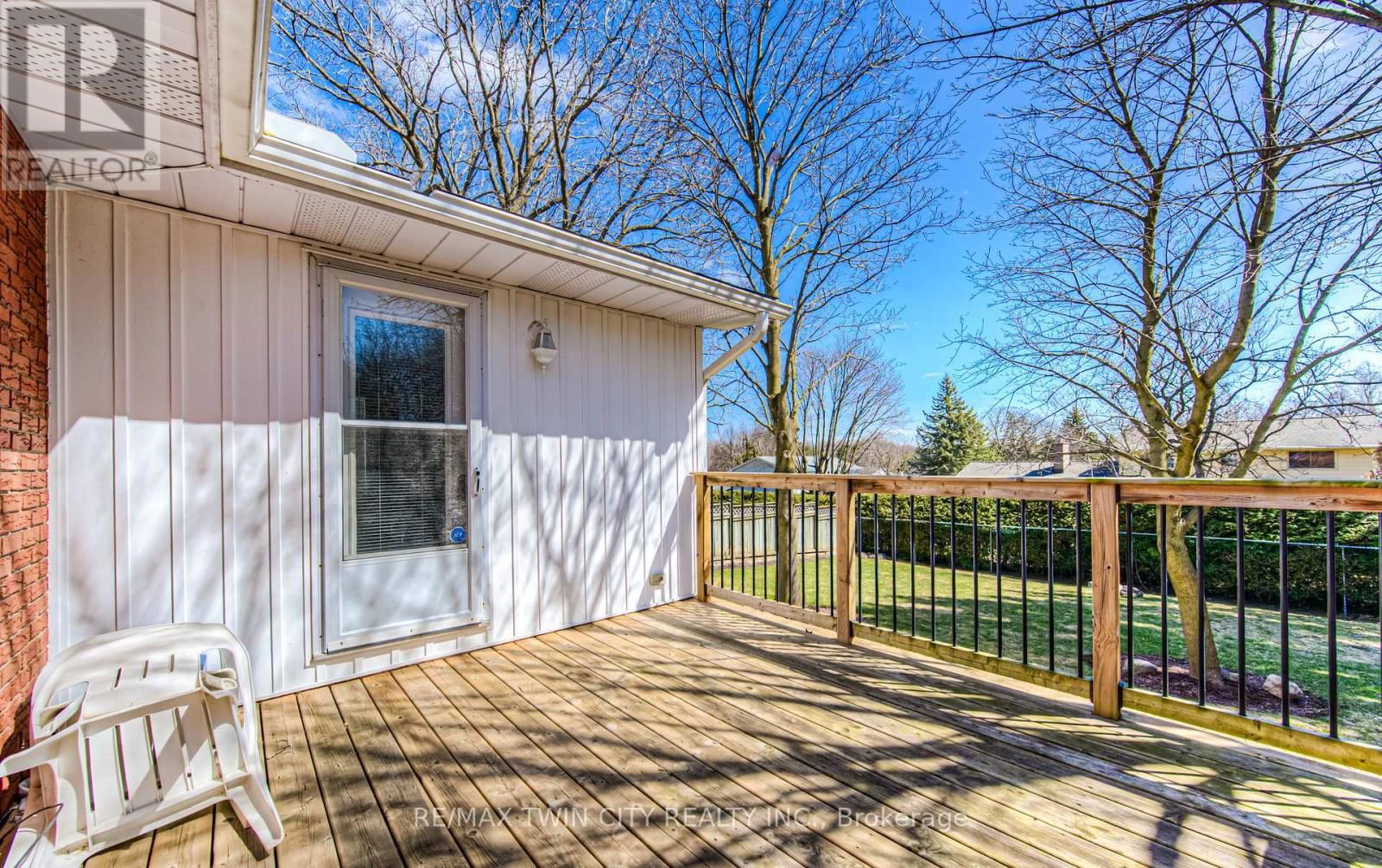 84 RIDGEVIEW CRESCENT Image 43