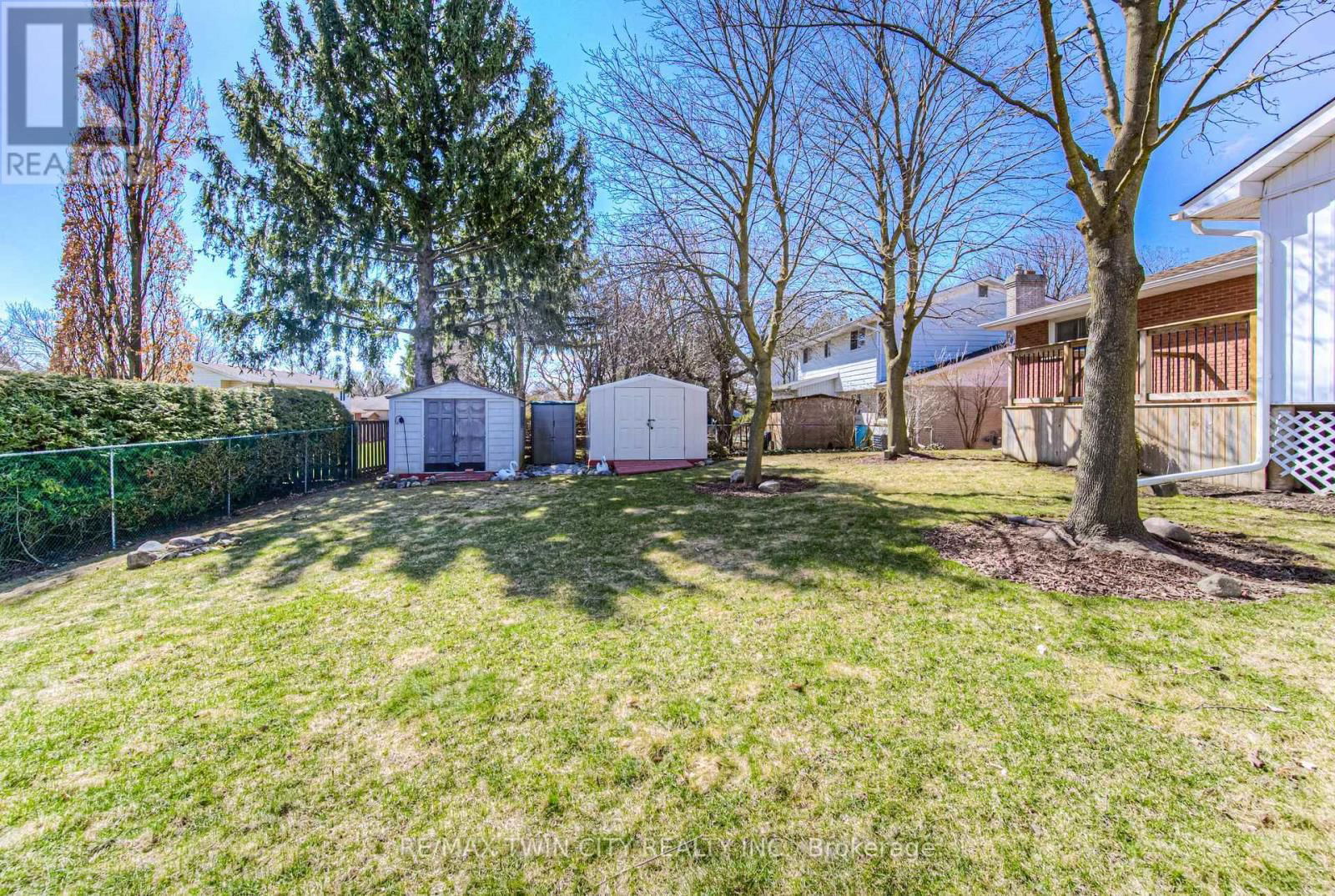84 RIDGEVIEW CRESCENT Image 48