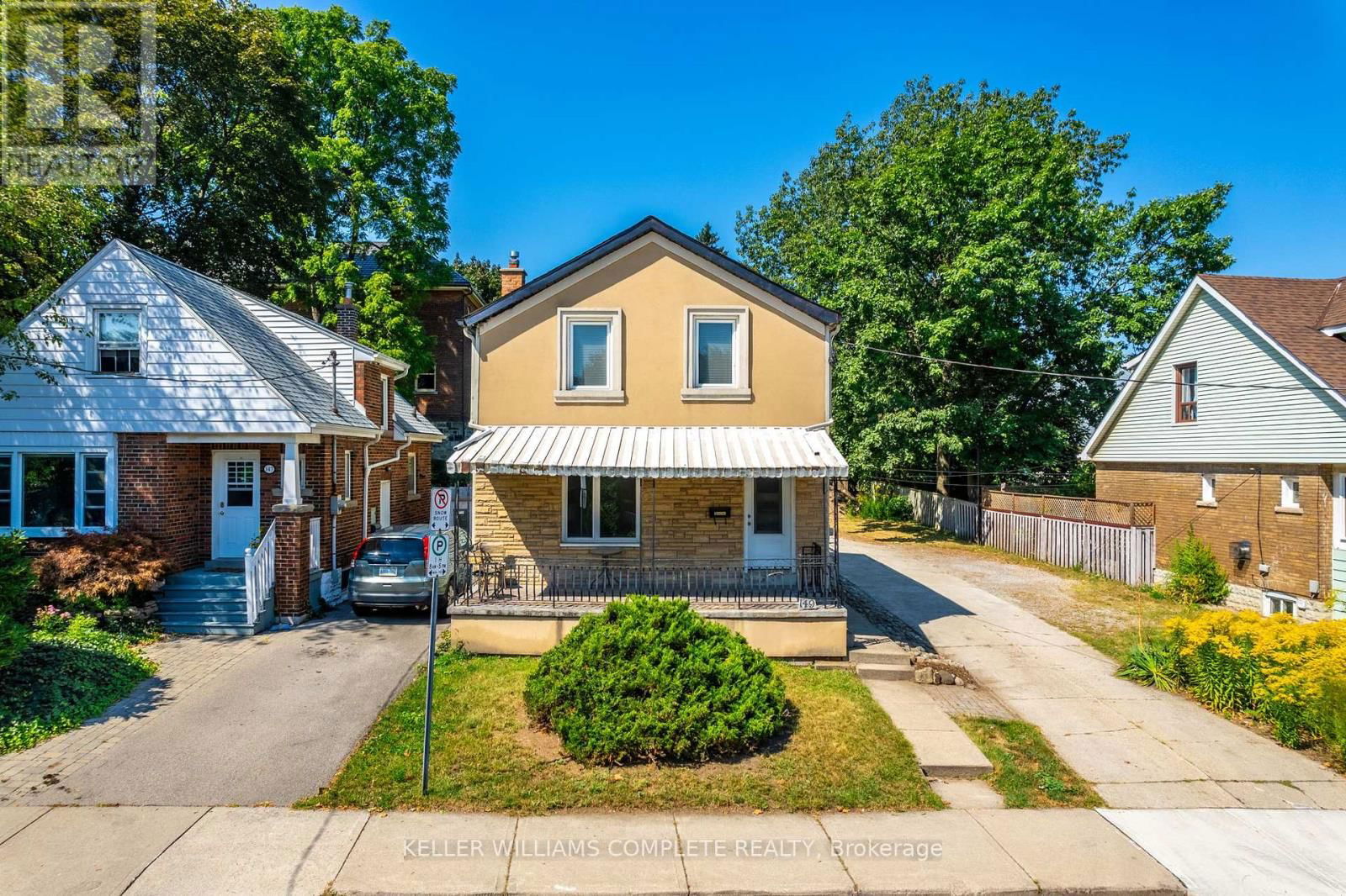 149 STRATHCONA AVENUE NORTH Image 1