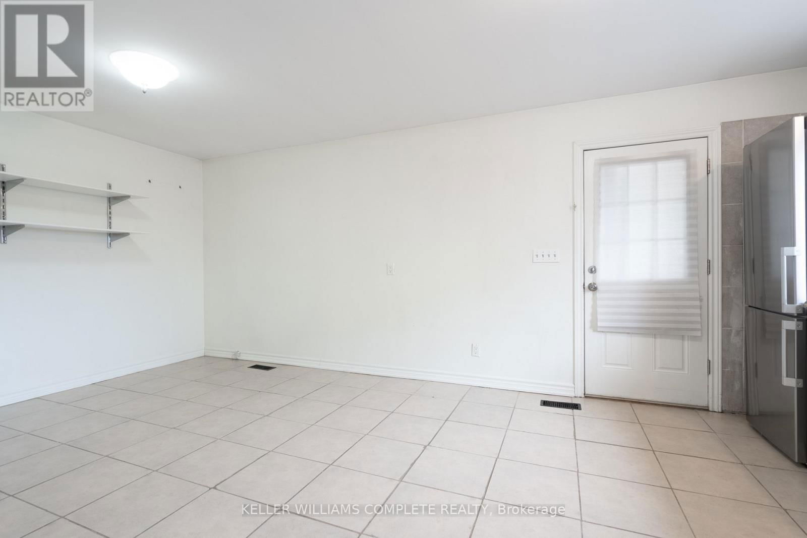 149 STRATHCONA AVENUE NORTH Image 14