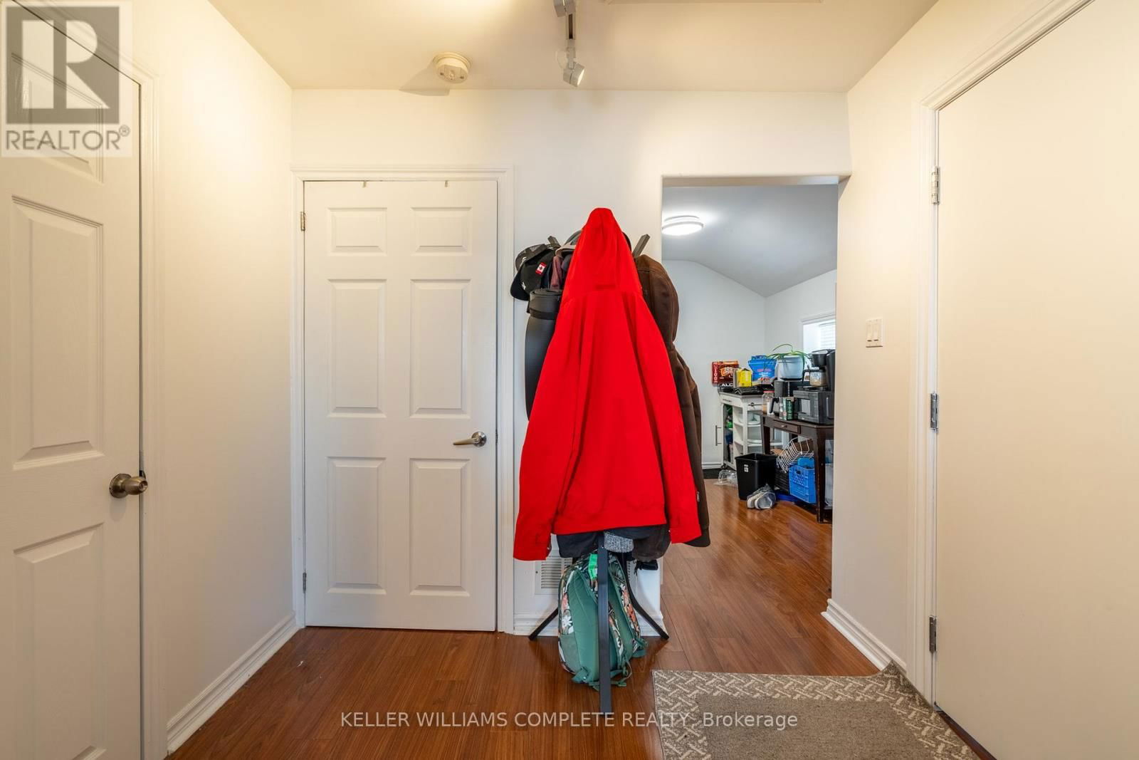 149 STRATHCONA AVENUE NORTH Image 29