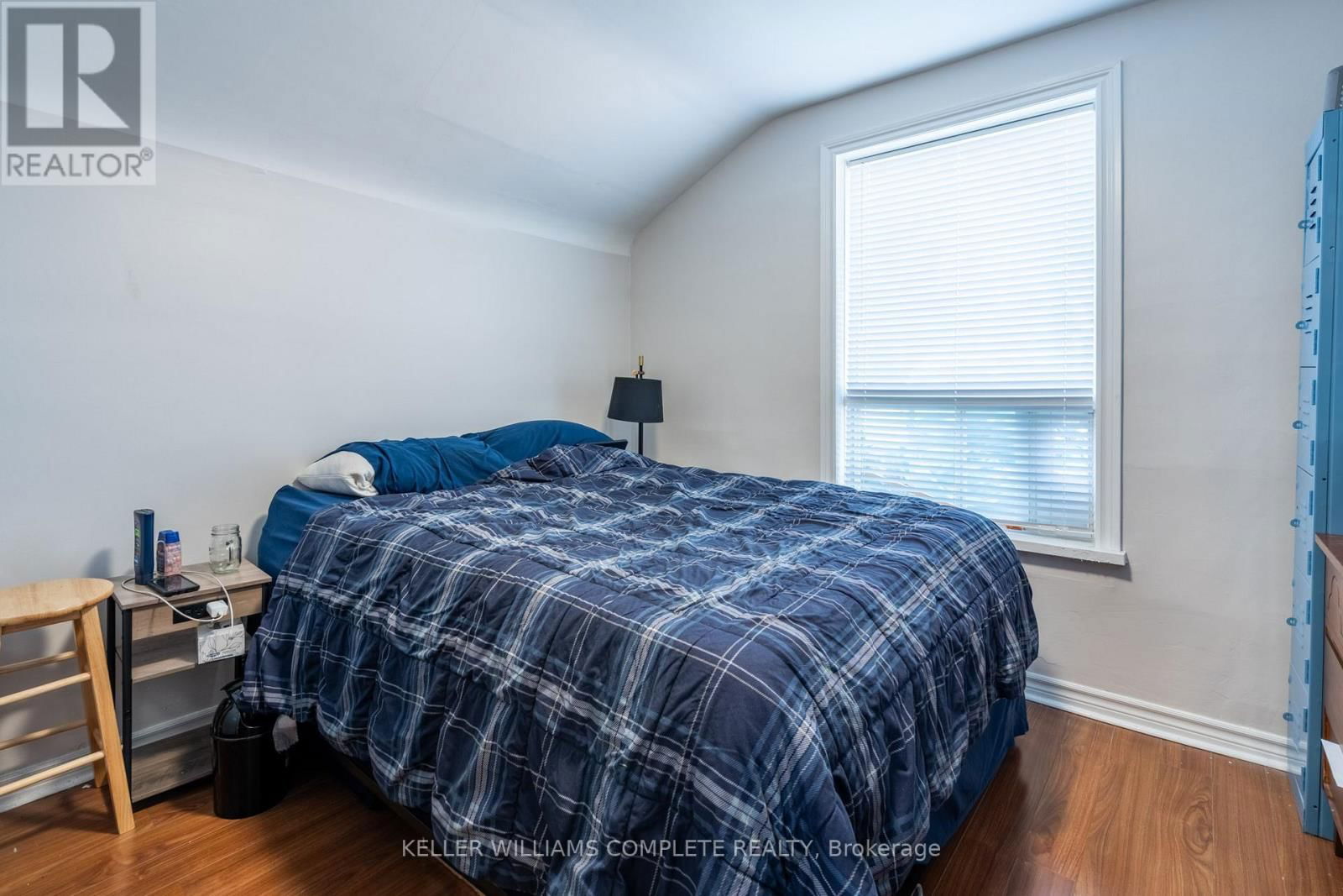 149 STRATHCONA AVENUE NORTH Image 30