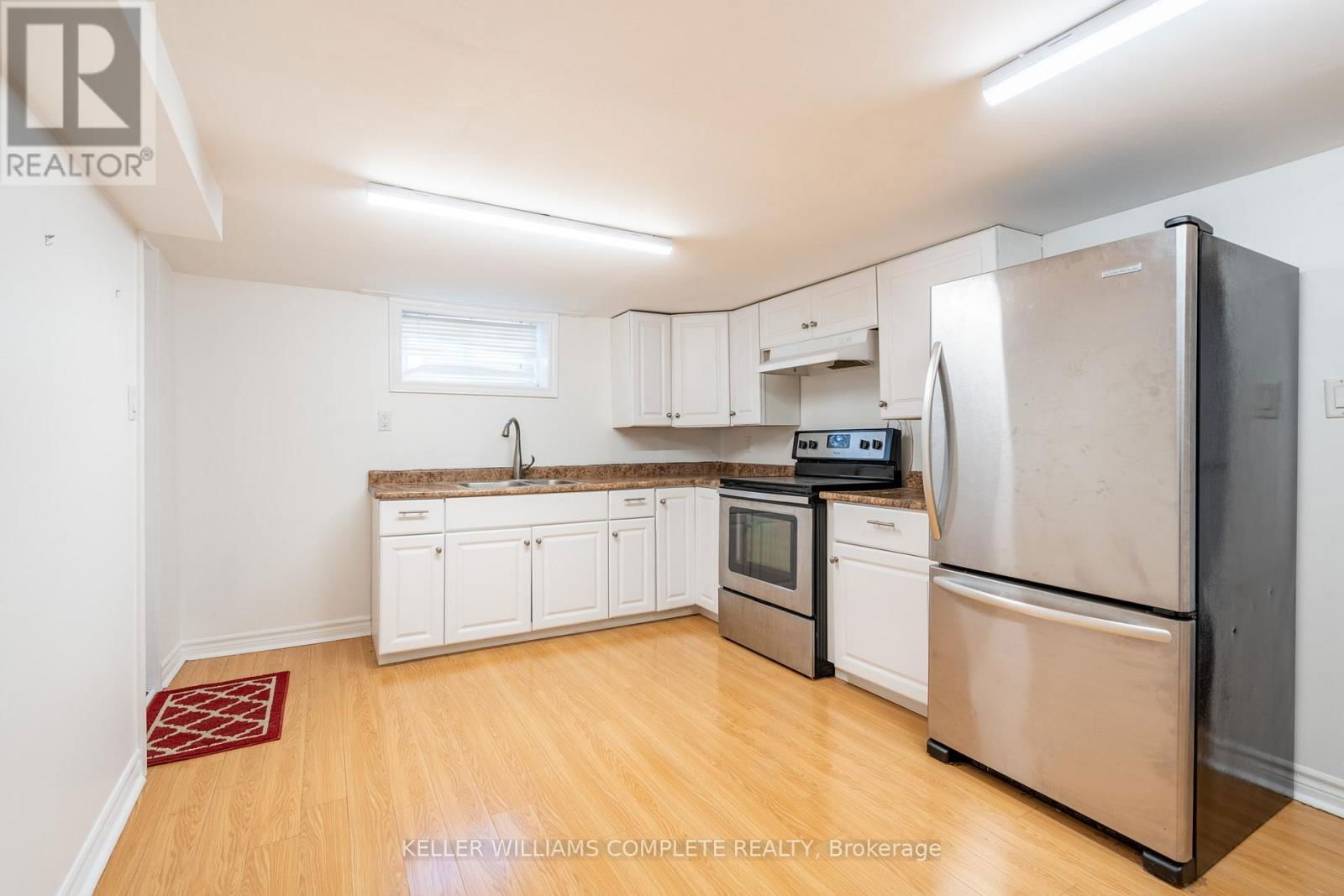 149 STRATHCONA AVENUE NORTH Image 40