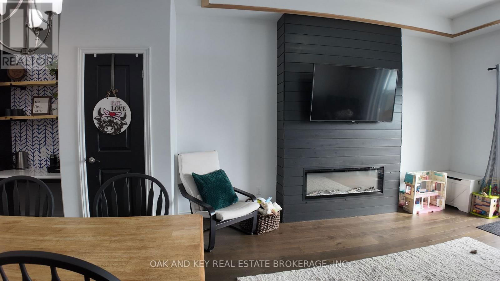 48 ABBOTT STREET Image 14