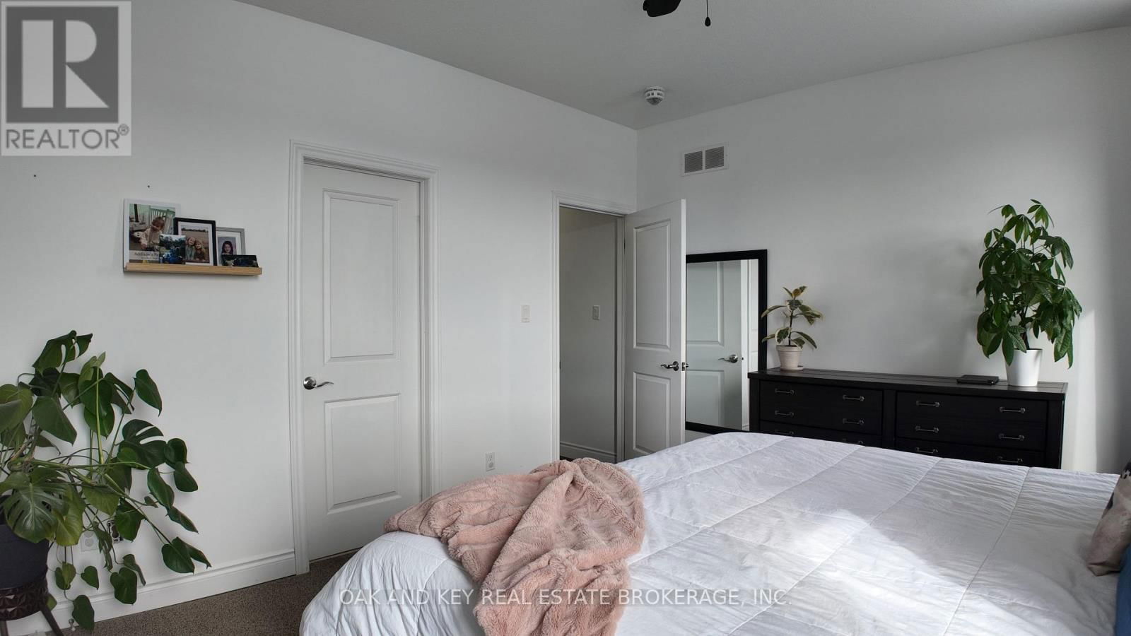 48 ABBOTT STREET Image 18