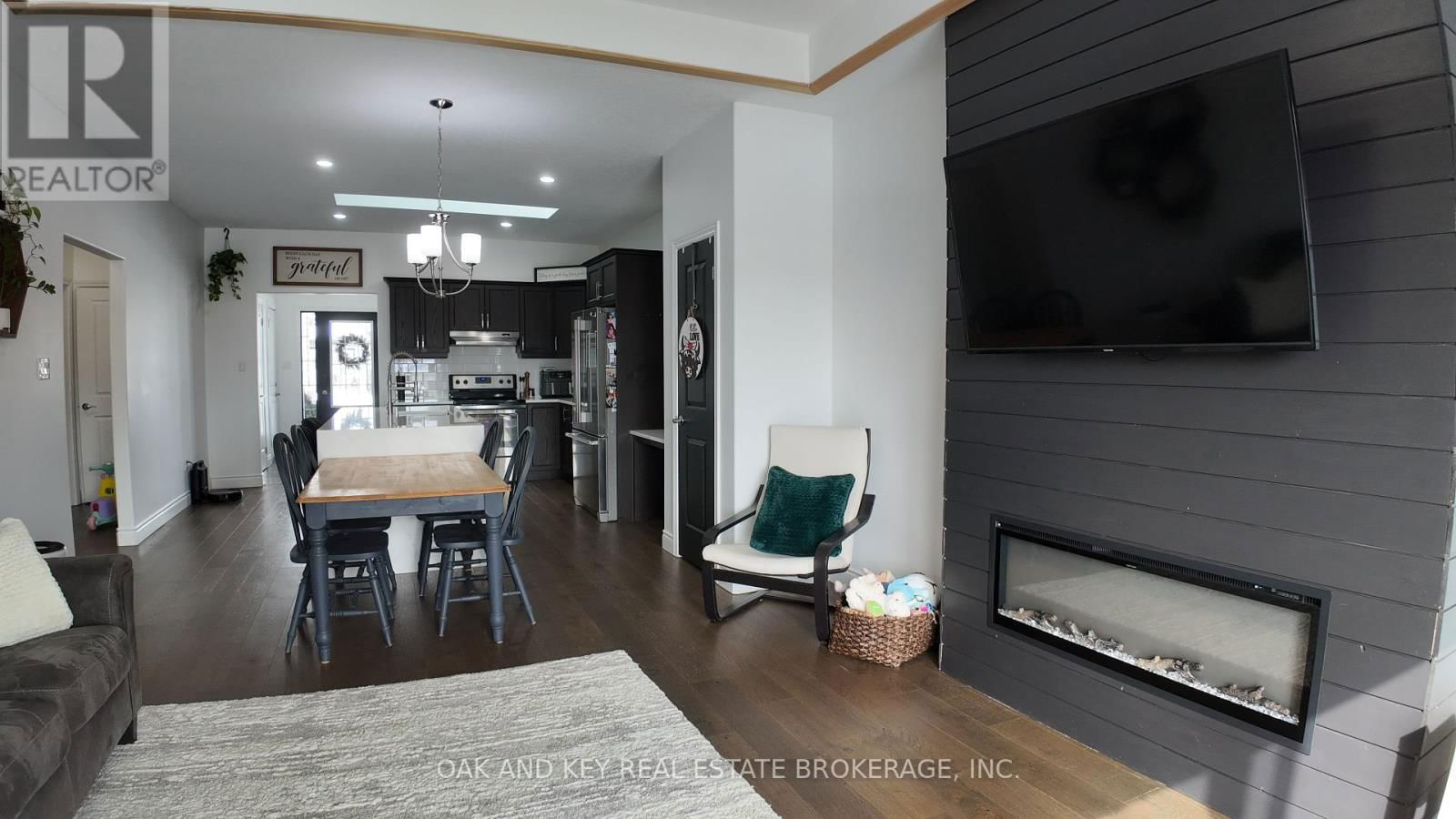 48 ABBOTT STREET Image 9