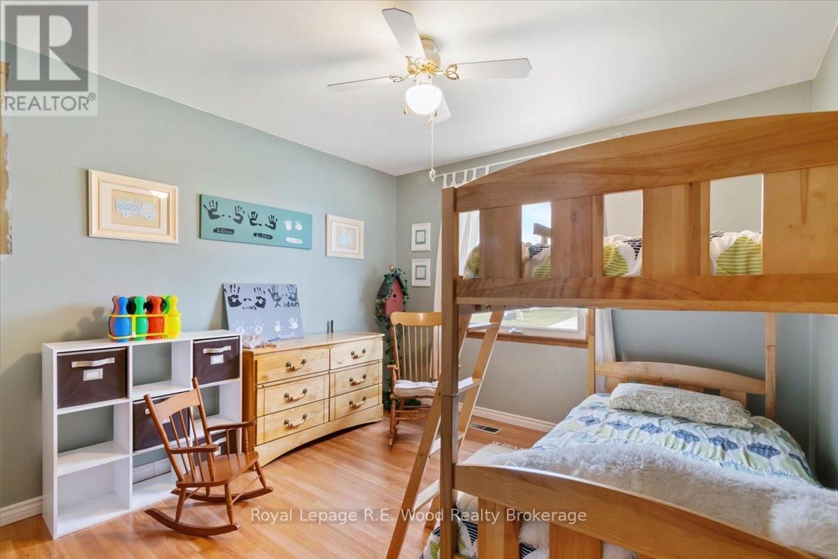 8 MARSHALL DRIVE Image 12