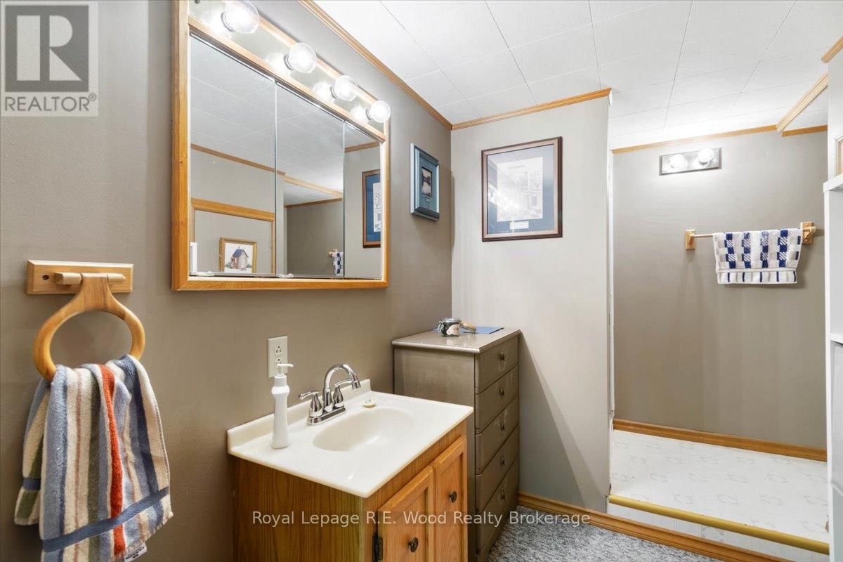 8 MARSHALL DRIVE Image 20
