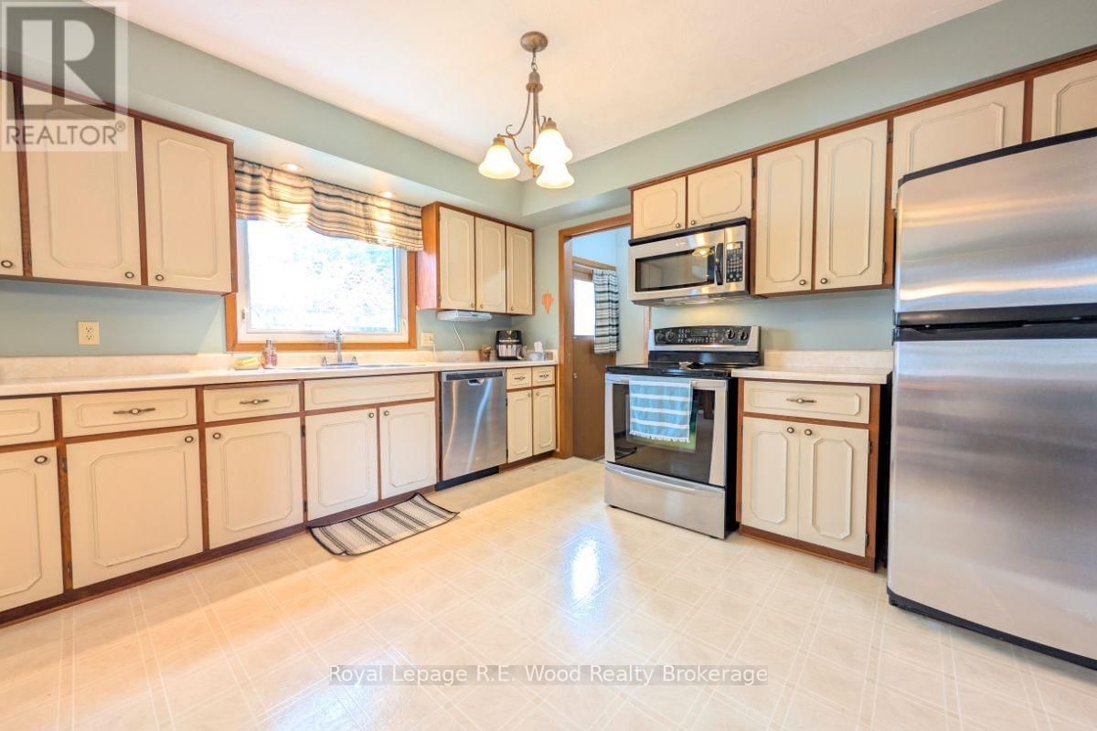 8 MARSHALL DRIVE Image 5