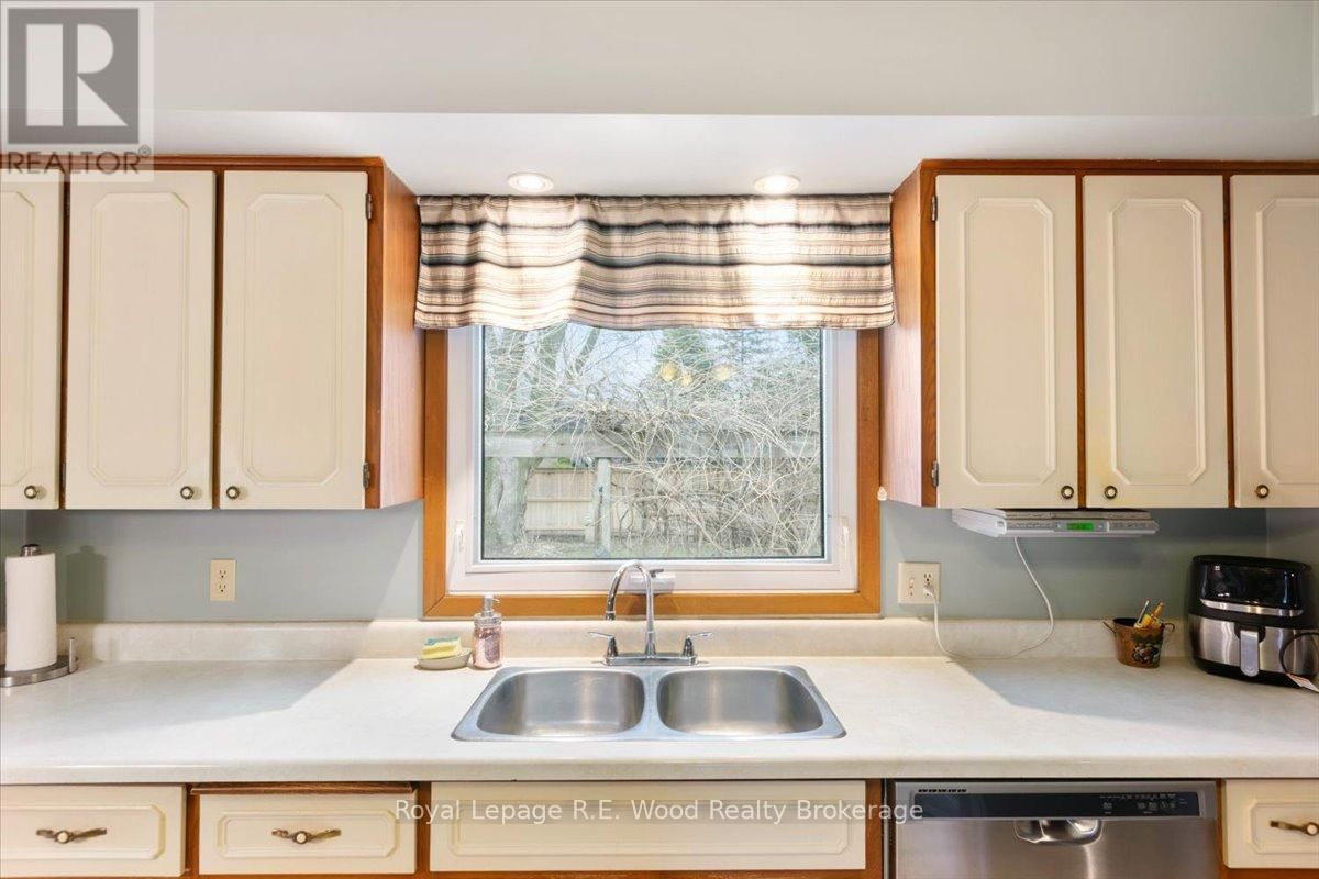 8 MARSHALL DRIVE Image 6