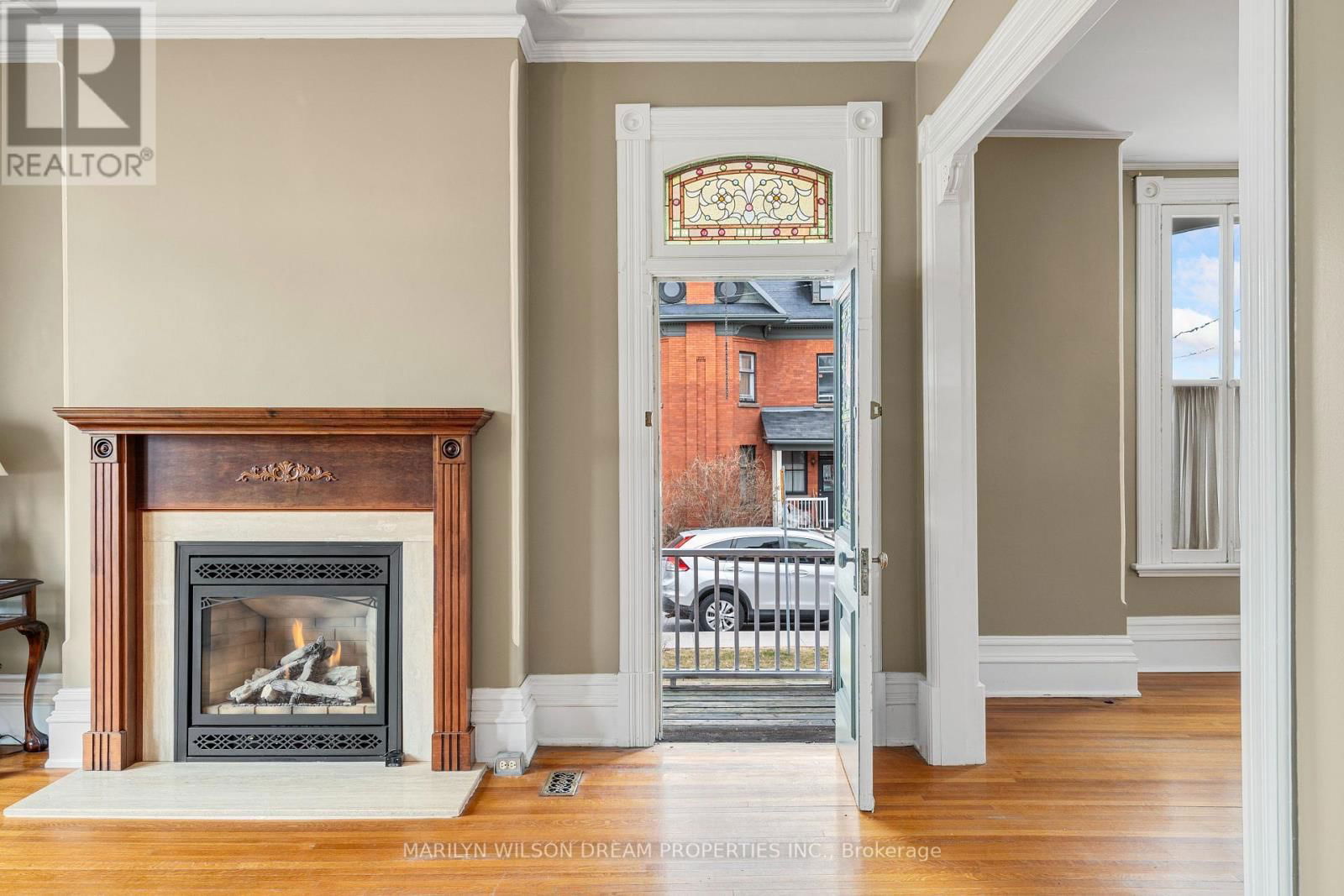 24 LAKE AVENUE WEST Image 13