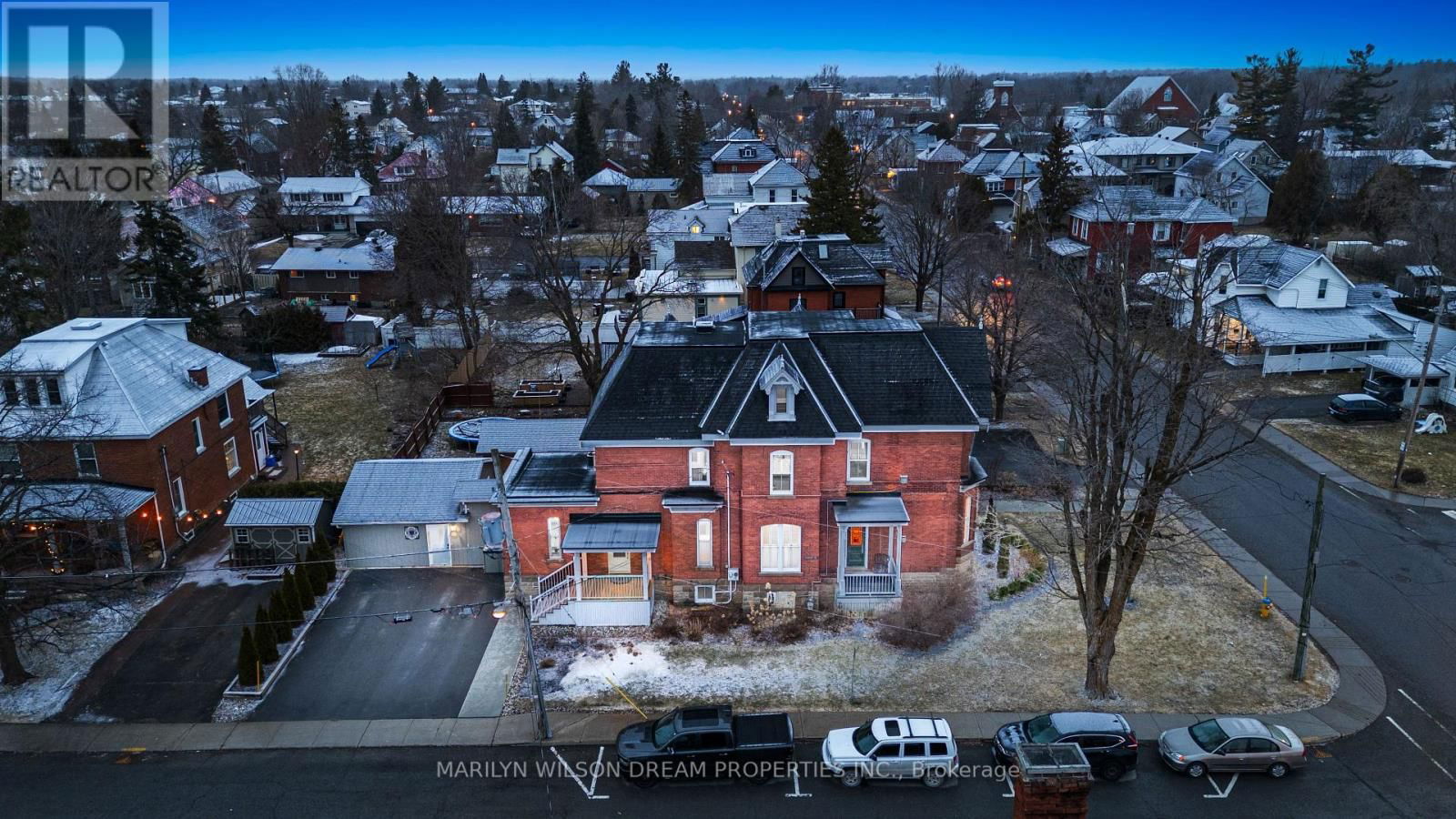 24 LAKE AVENUE WEST Image 44