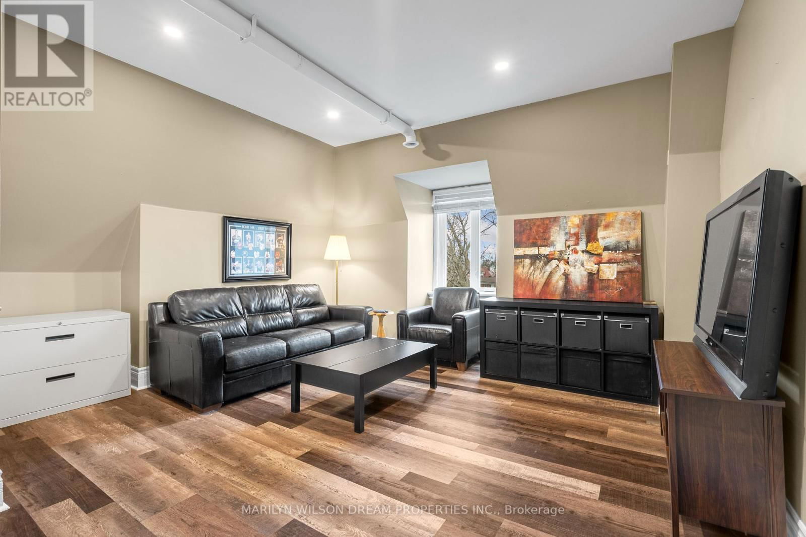 24 LAKE AVENUE WEST Image 34