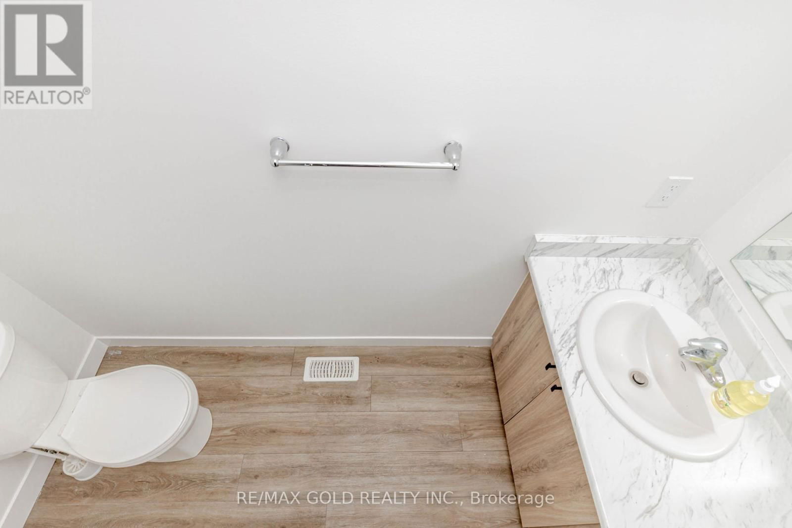 107 PONY WAY Image 17