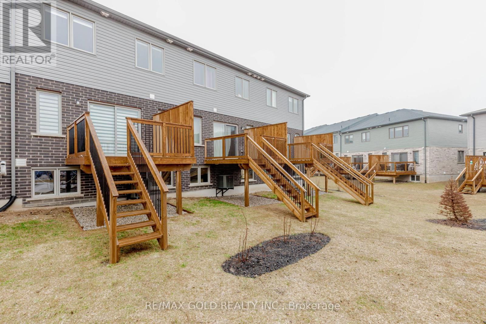 107 PONY WAY Image 24