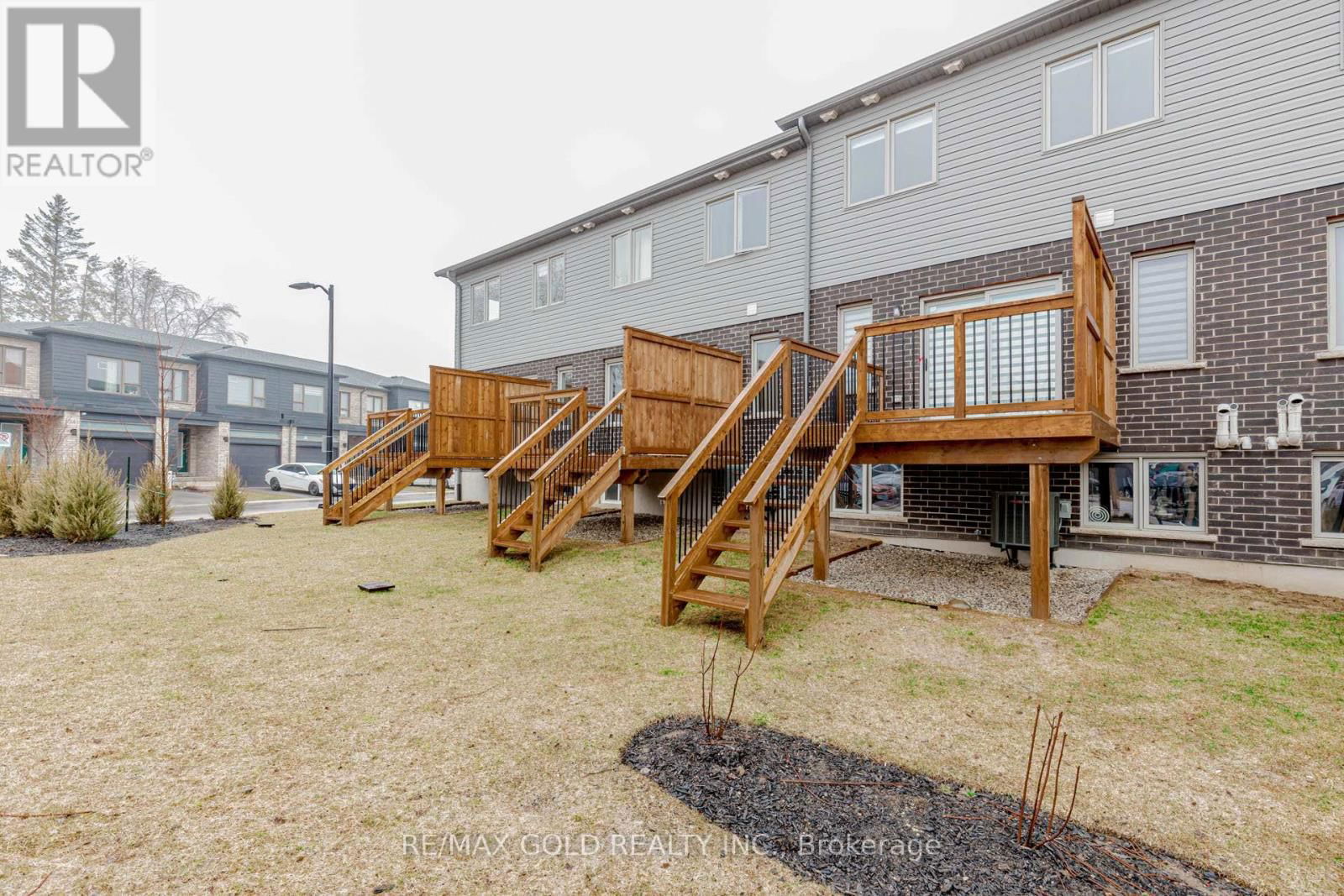 107 PONY WAY Image 25